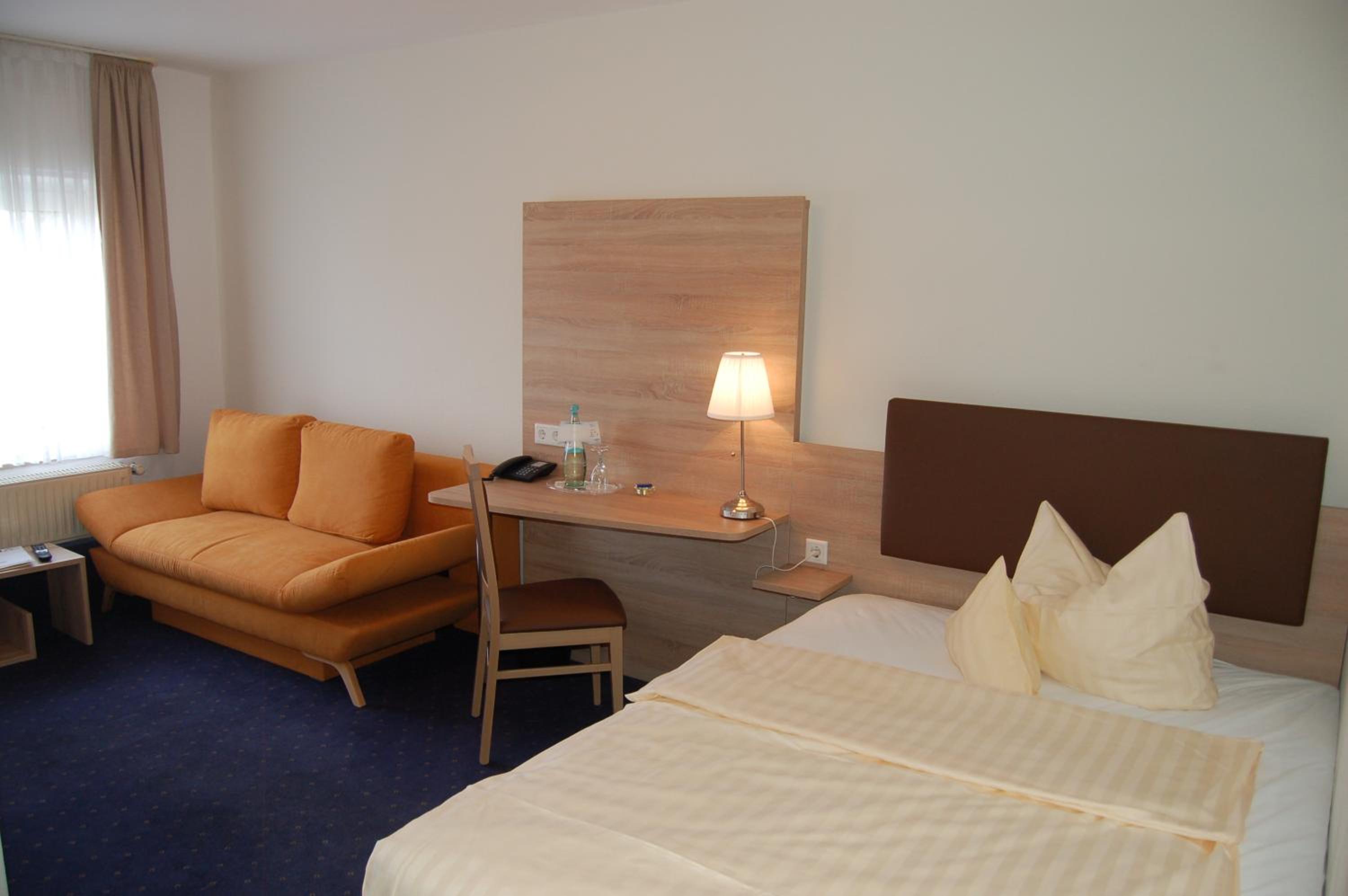 Single Room photo 2
