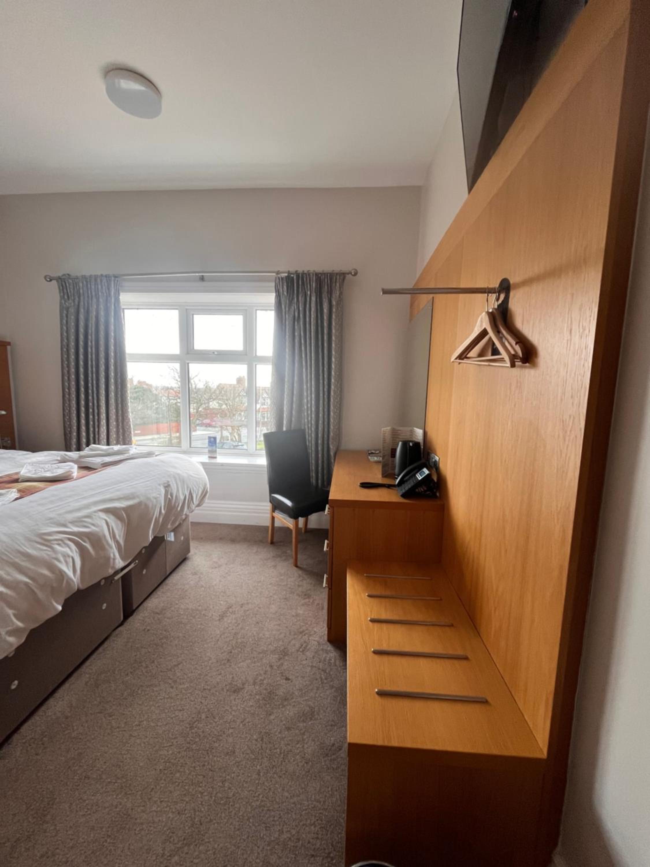 Double or Twin Room photo 1