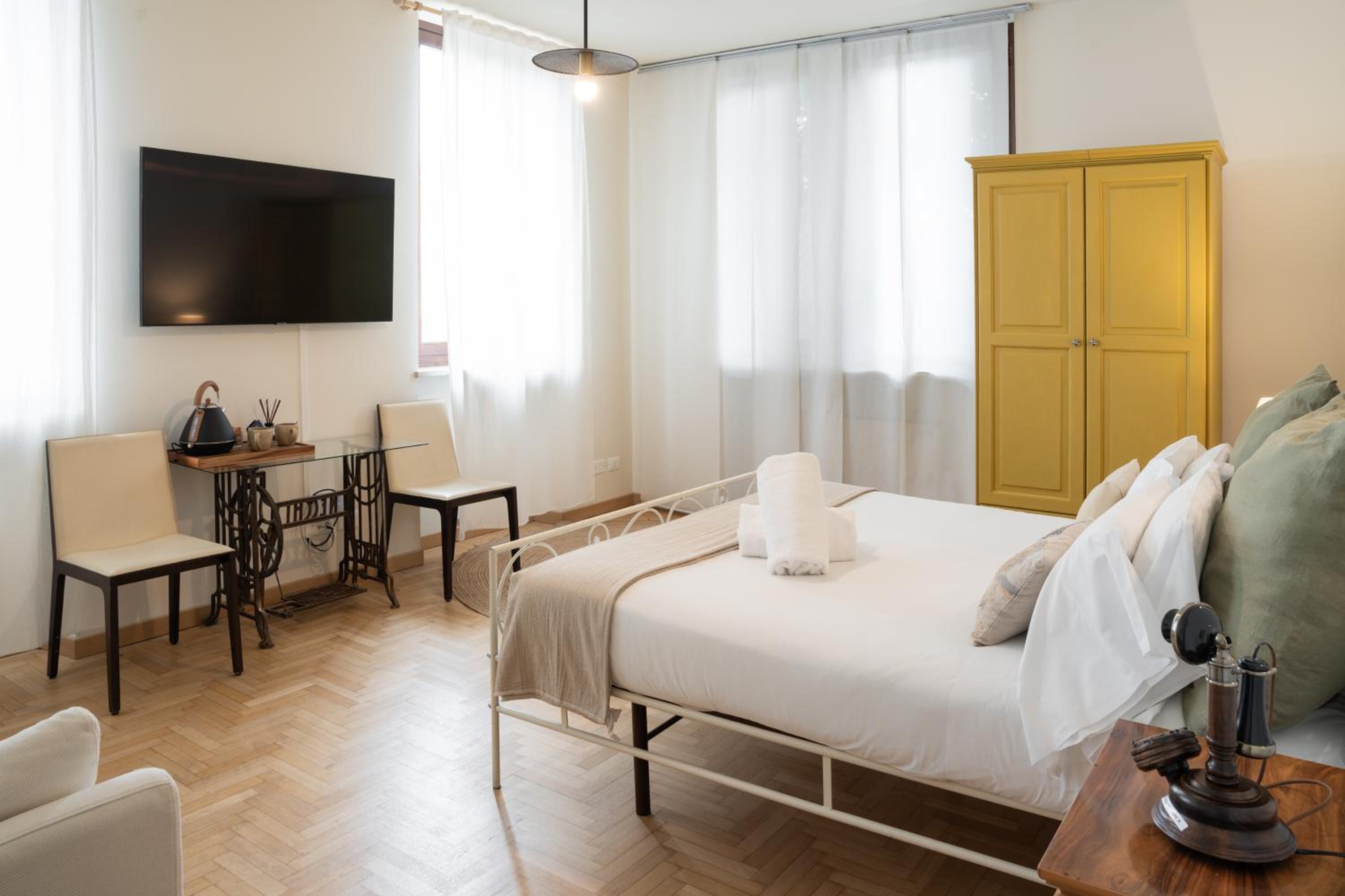Suite with Spa Bath