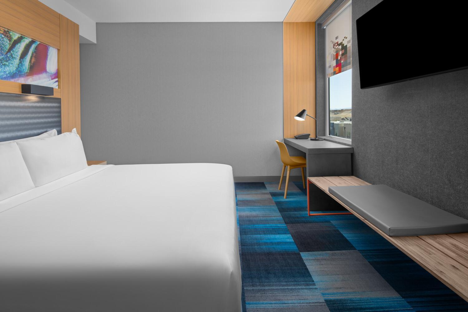 King Room with Roll-in Shower - Mobility and Hearing Accessible photo 3