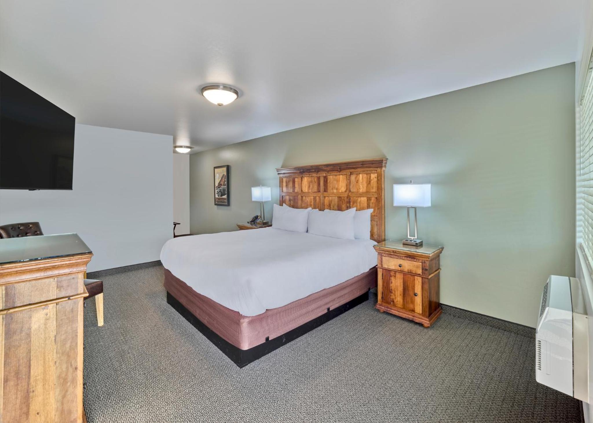 Queen Room - Disability Access photo 2