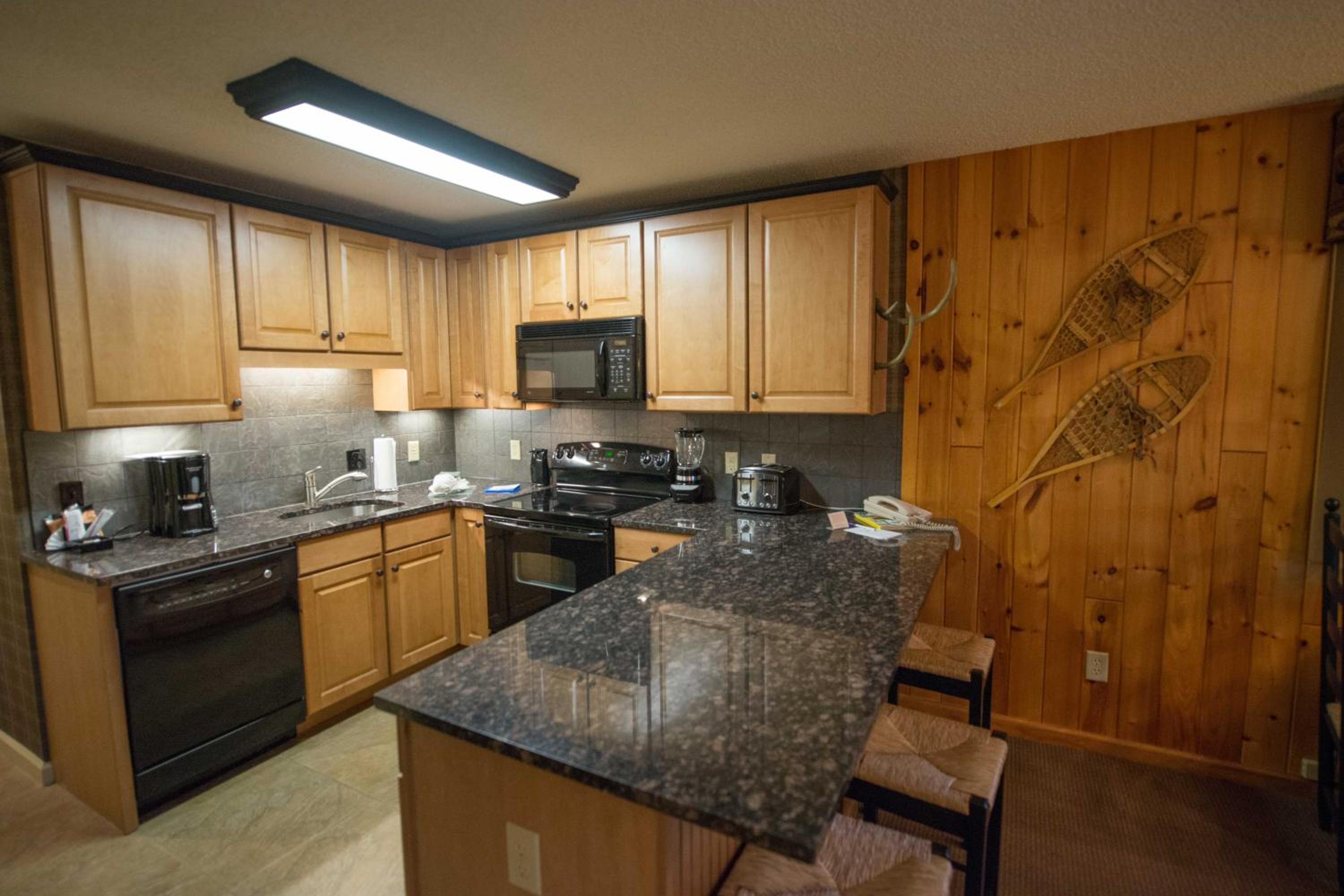 Three-Bedroom Suite photo 2