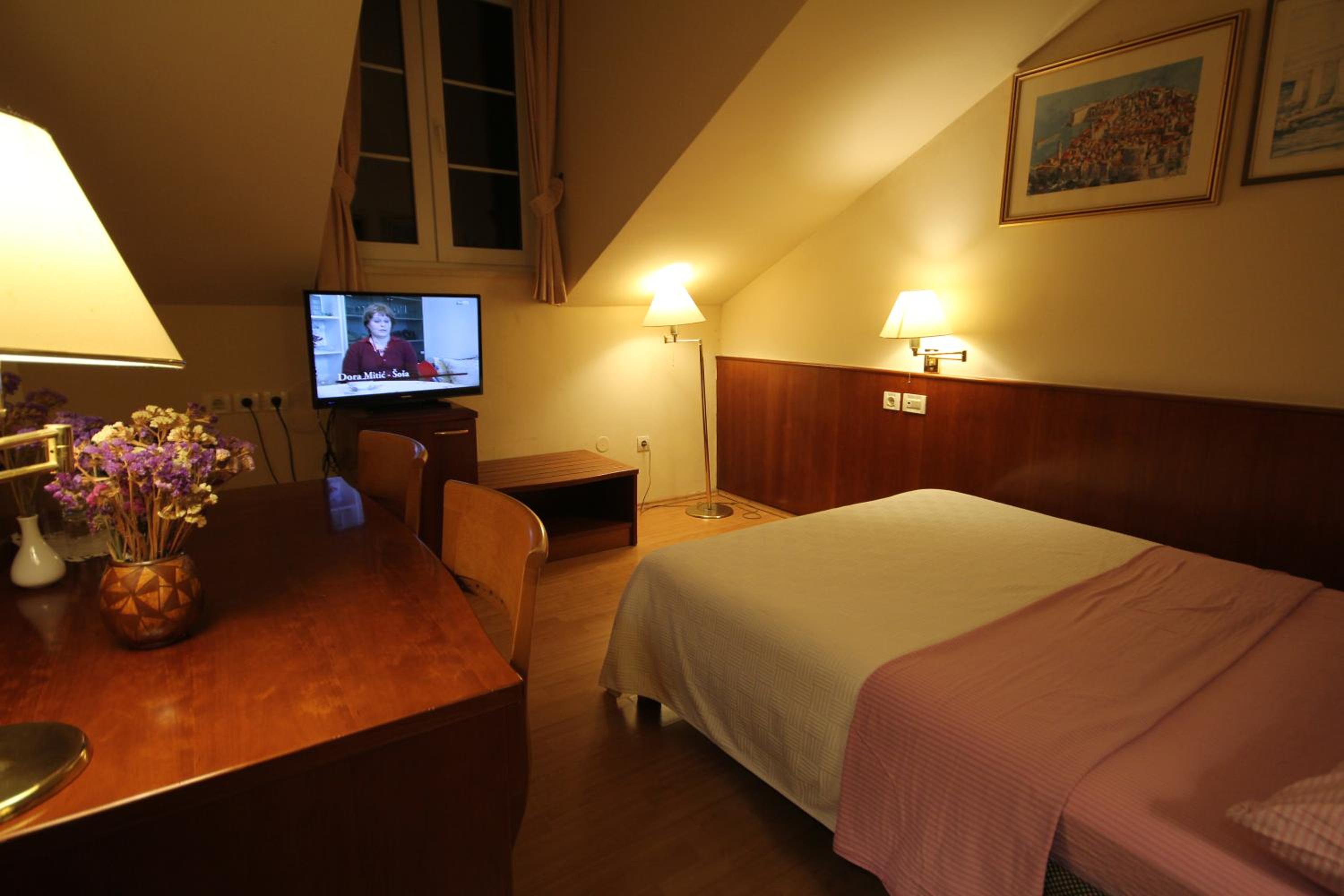 Triple Room photo 3