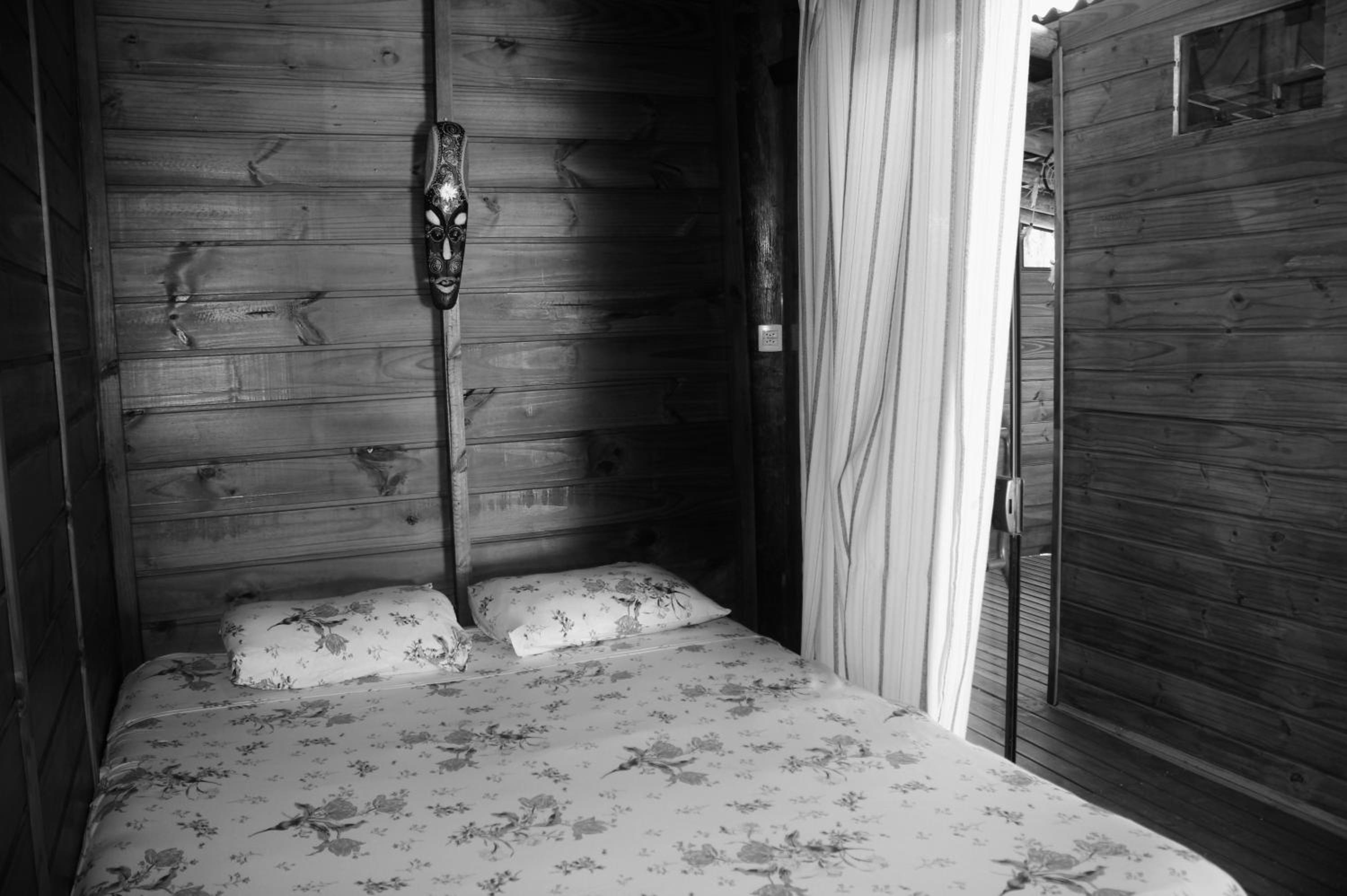 Queen Room with Balcony photo 2