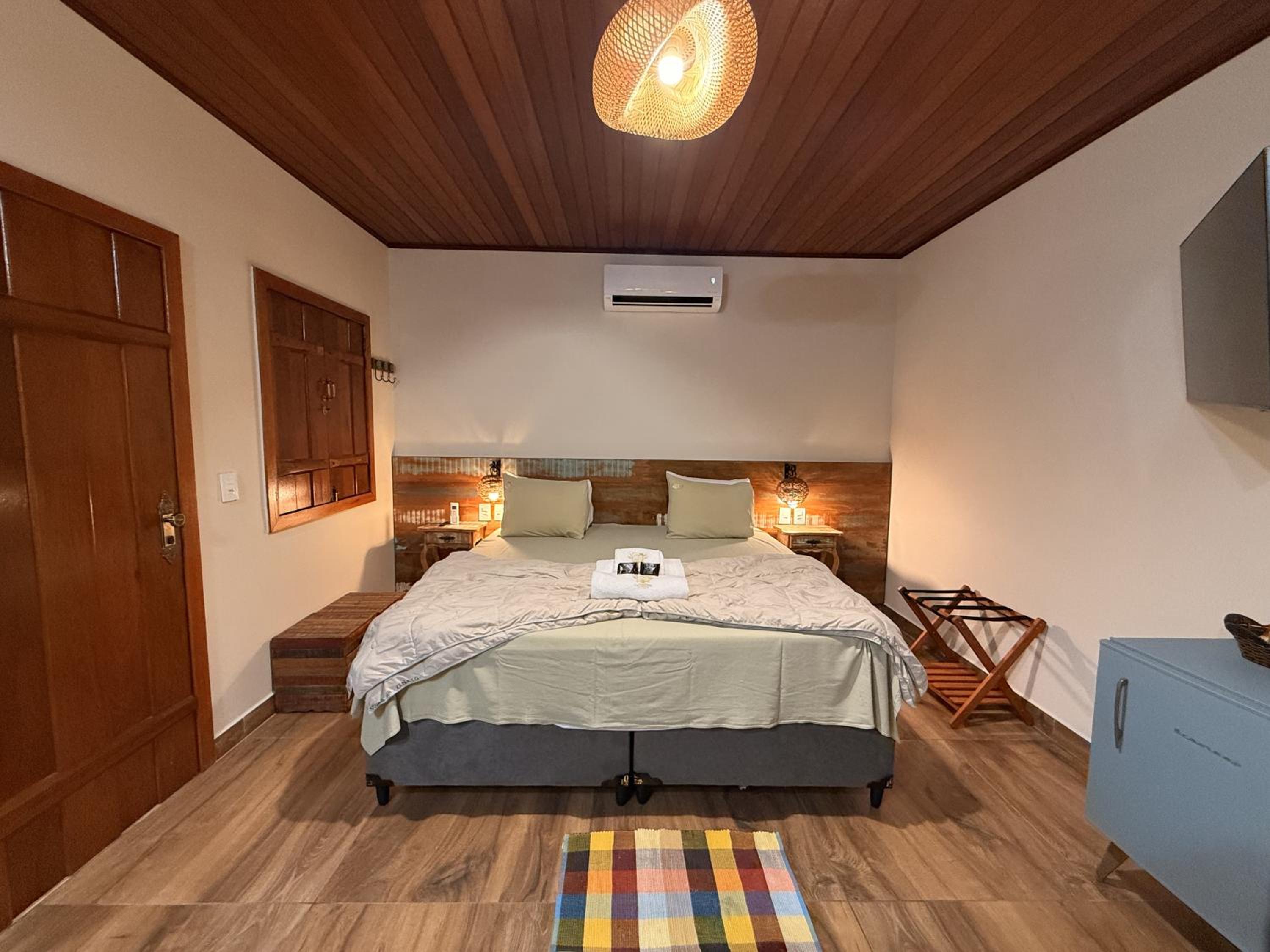 Superior King Suite photo 1
