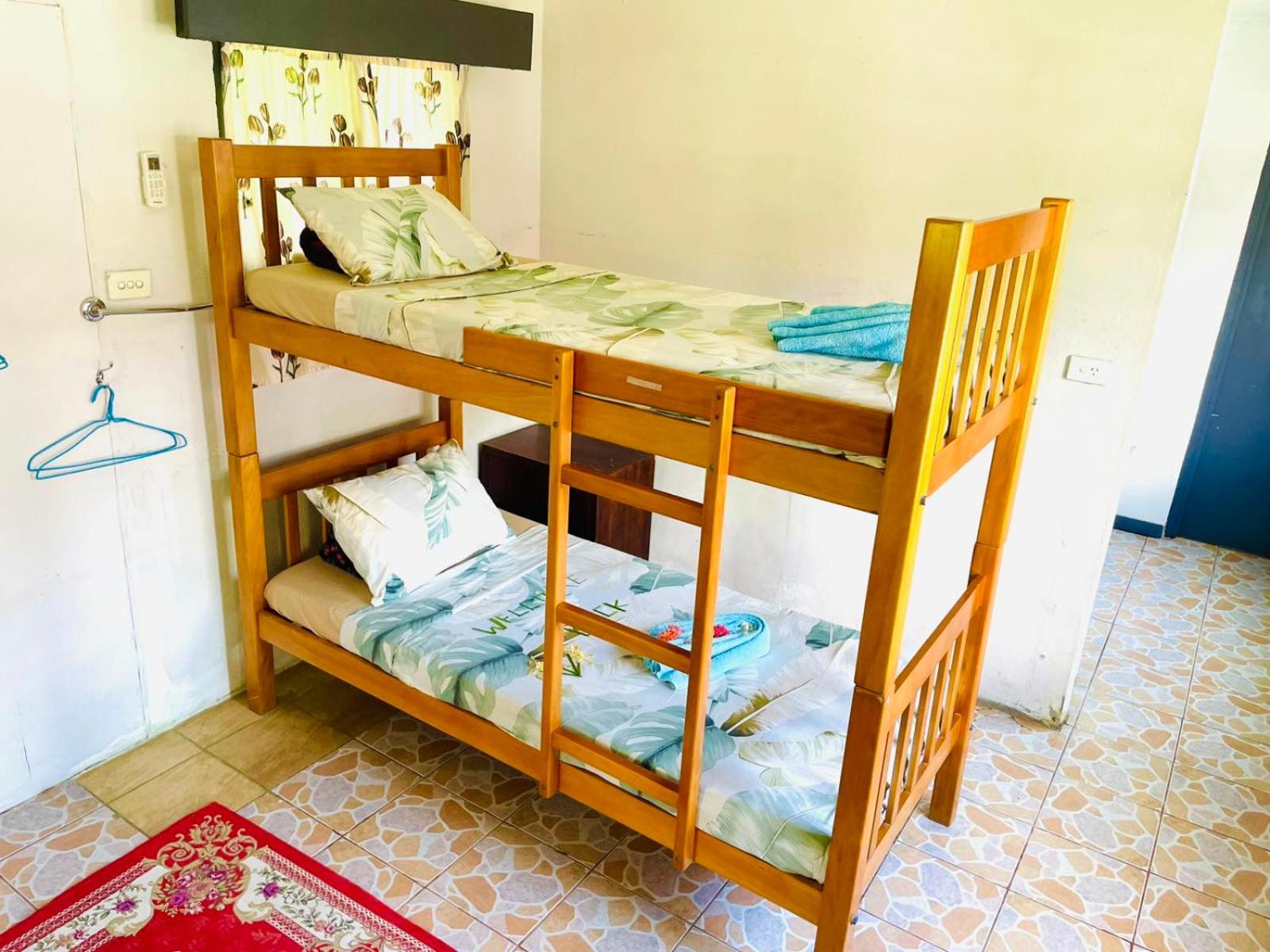 Male Dormitory Room photo 2