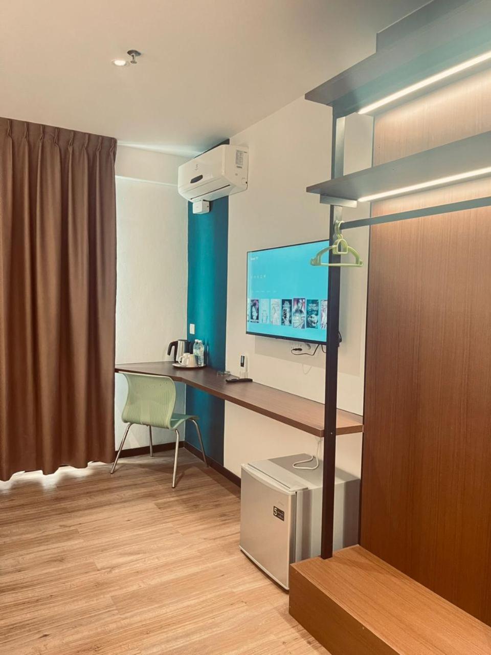 Deluxe Twin Room photo 1