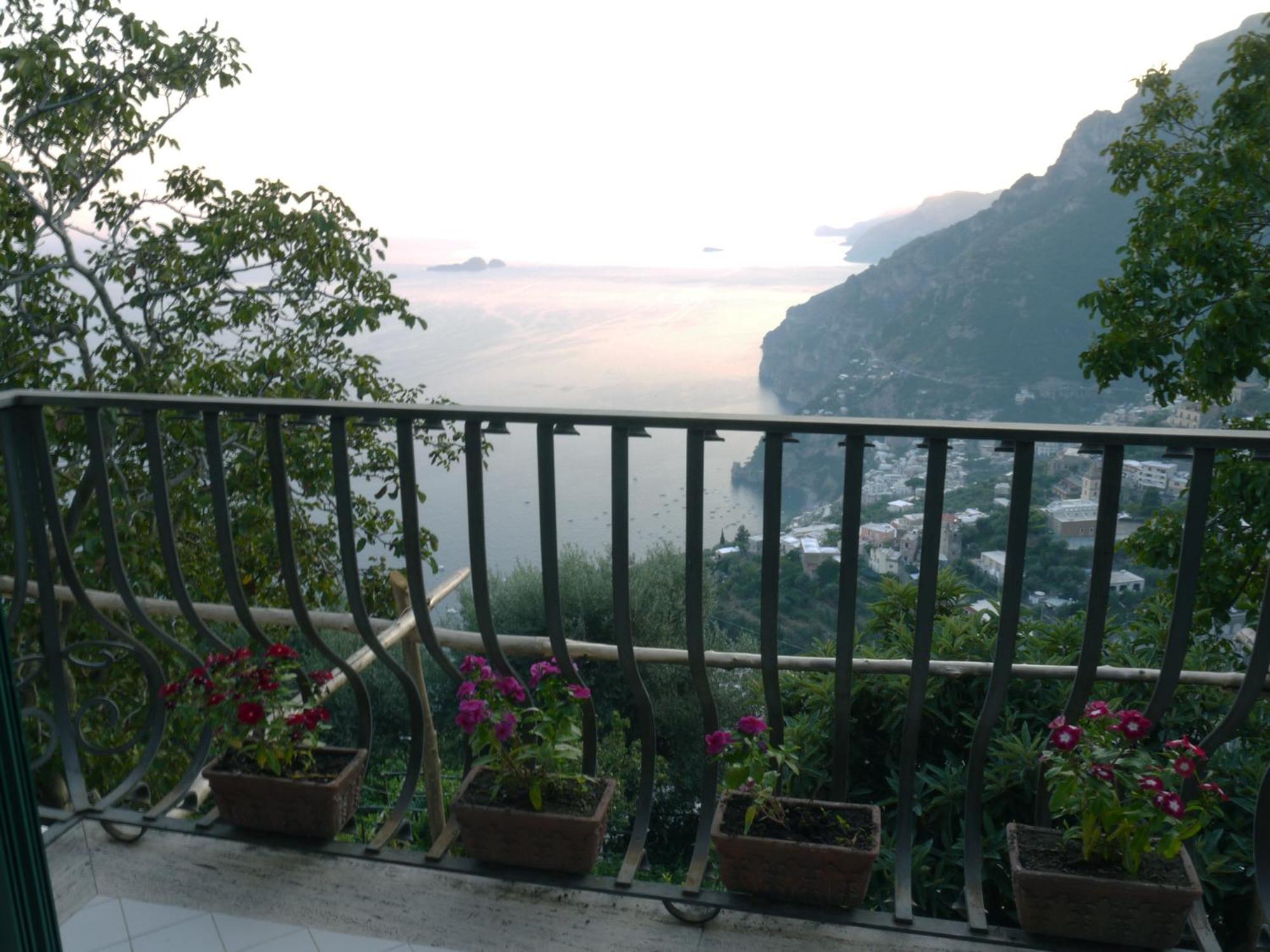 Deluxe Double Room With Balcony And Sea View photo 3