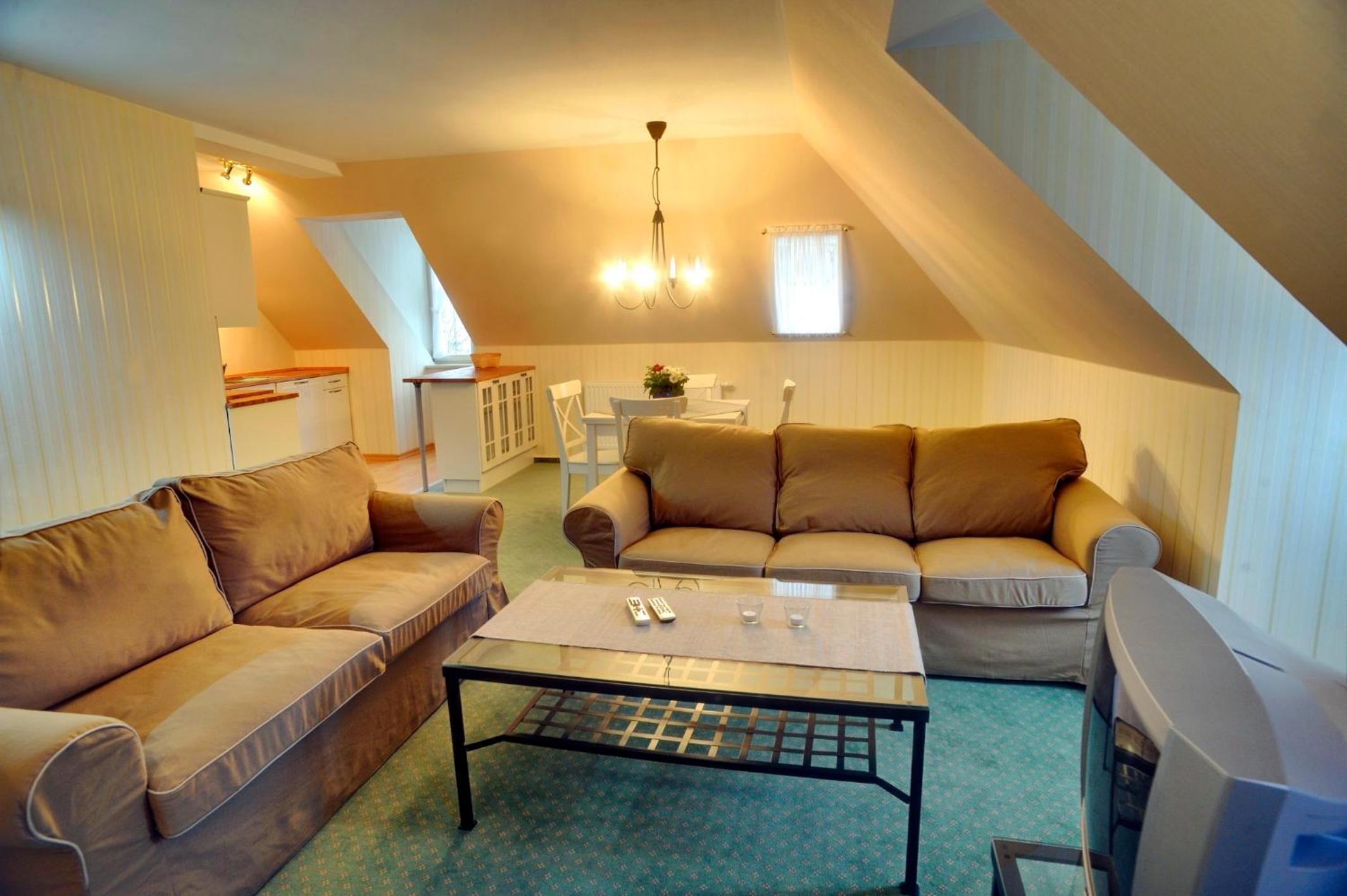 Two-Bedroom Apartment thumbnail 6