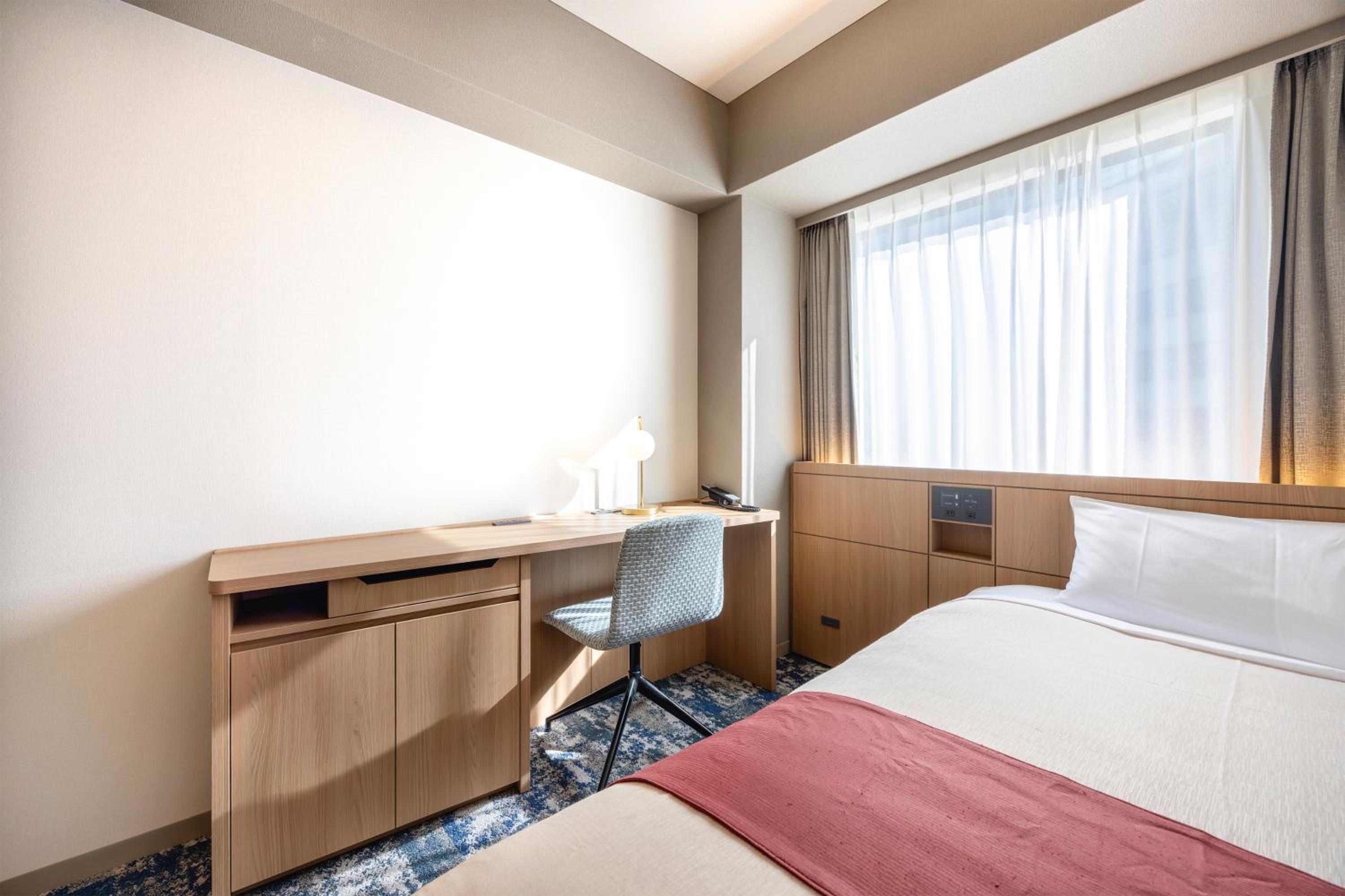 Renovated Deluxe Single Room - Non-Smoking photo 1