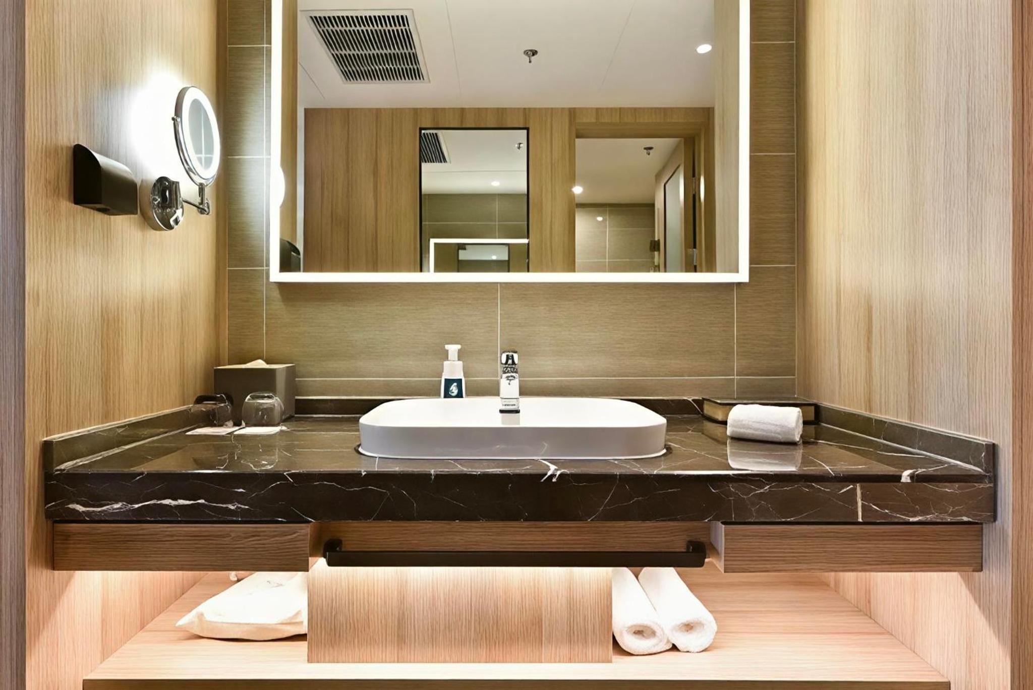 Elegent Twin Room