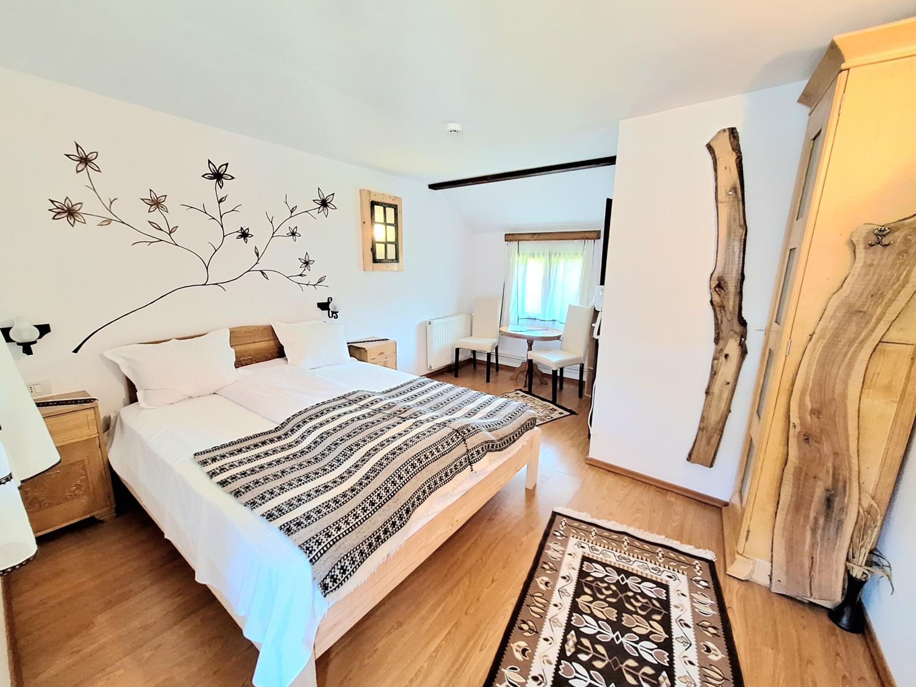 Standard Double Room photo 2