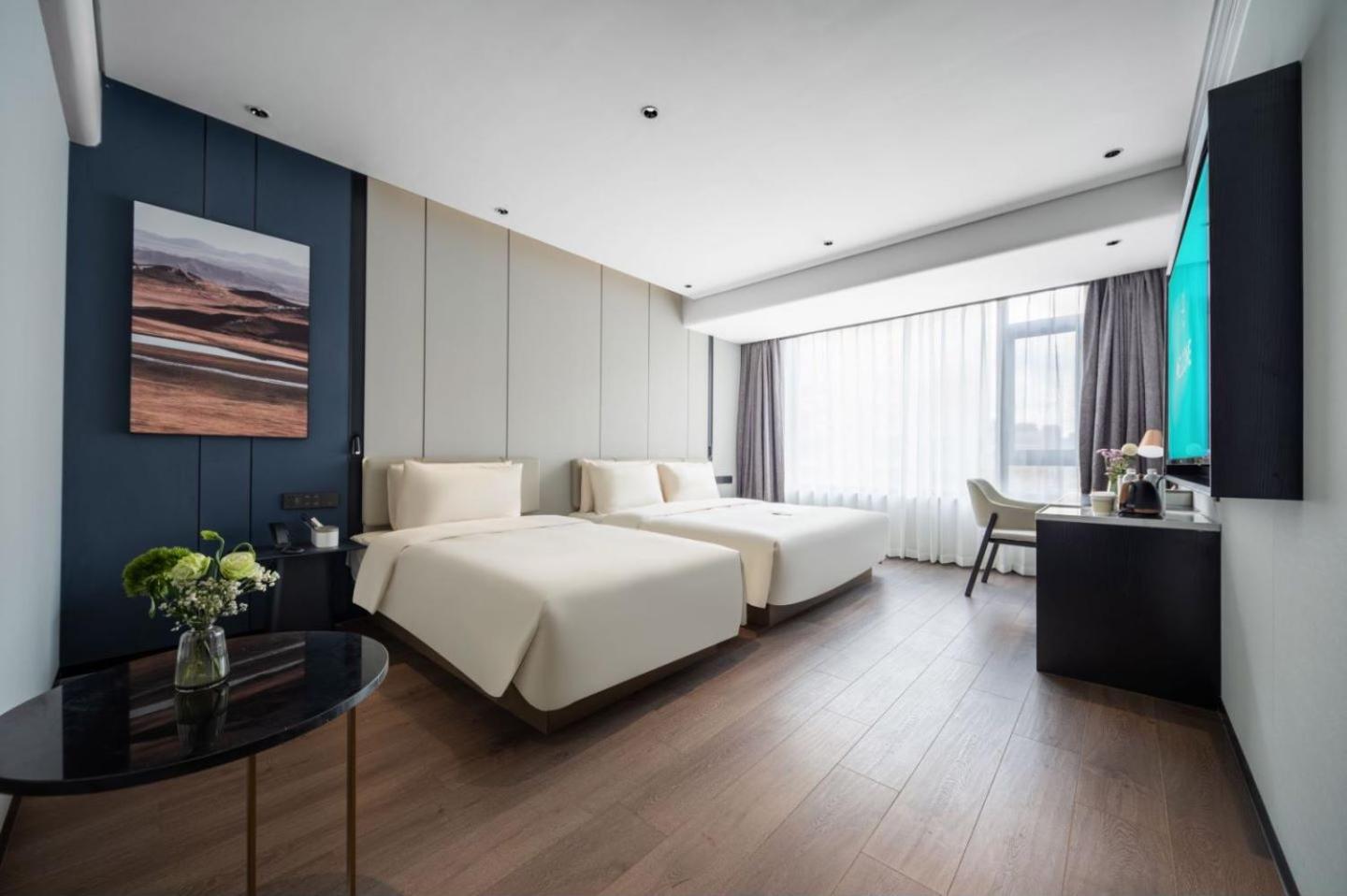 Jimu Family Room