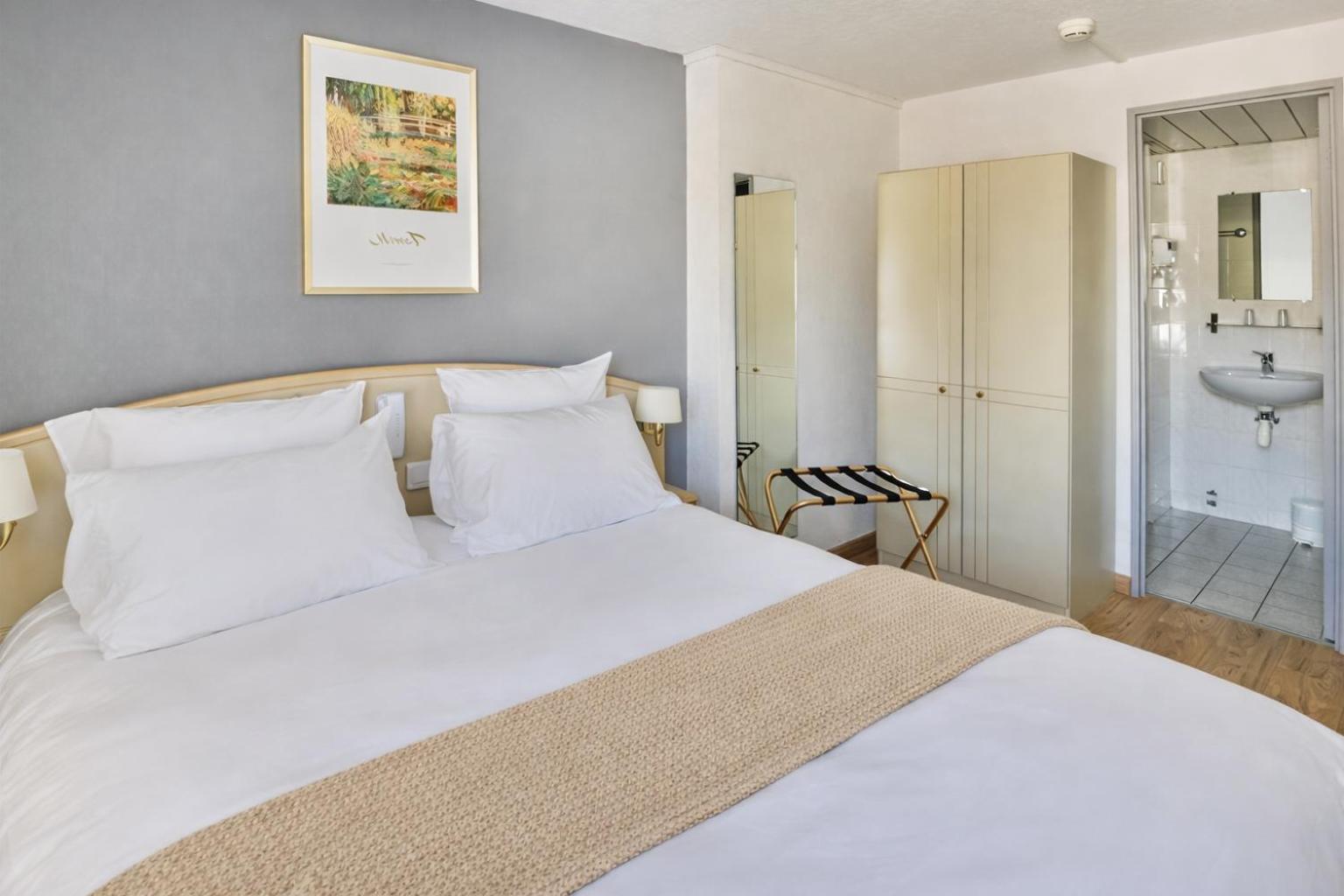 Double or Twin Room photo 1