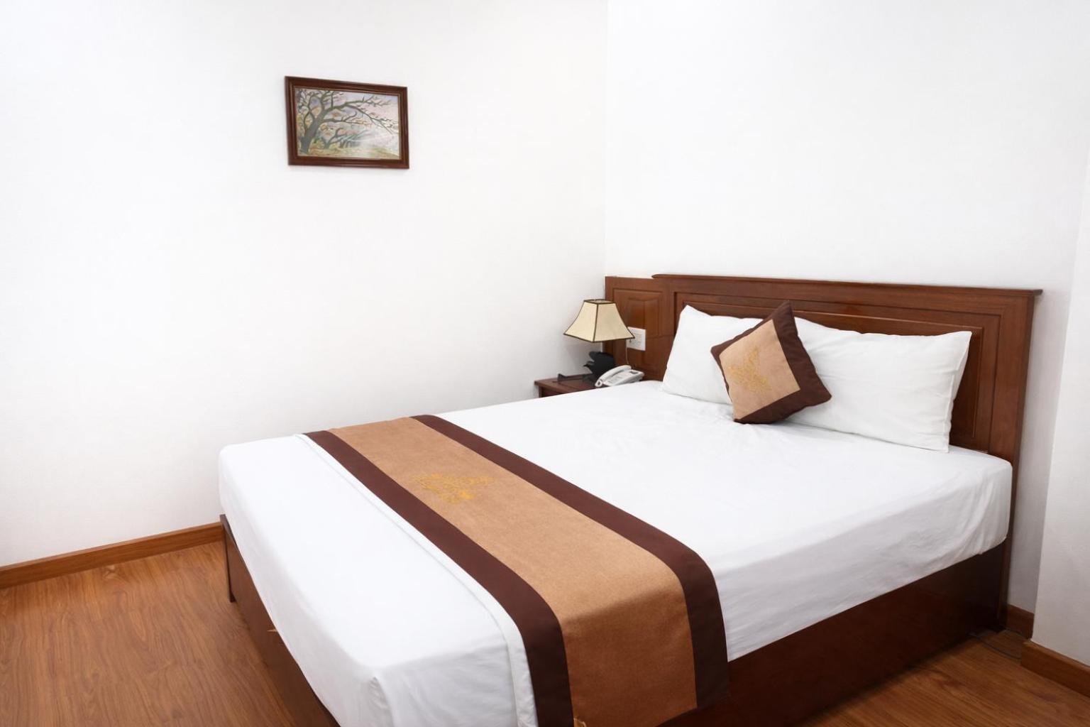 Double Room with Mountain View