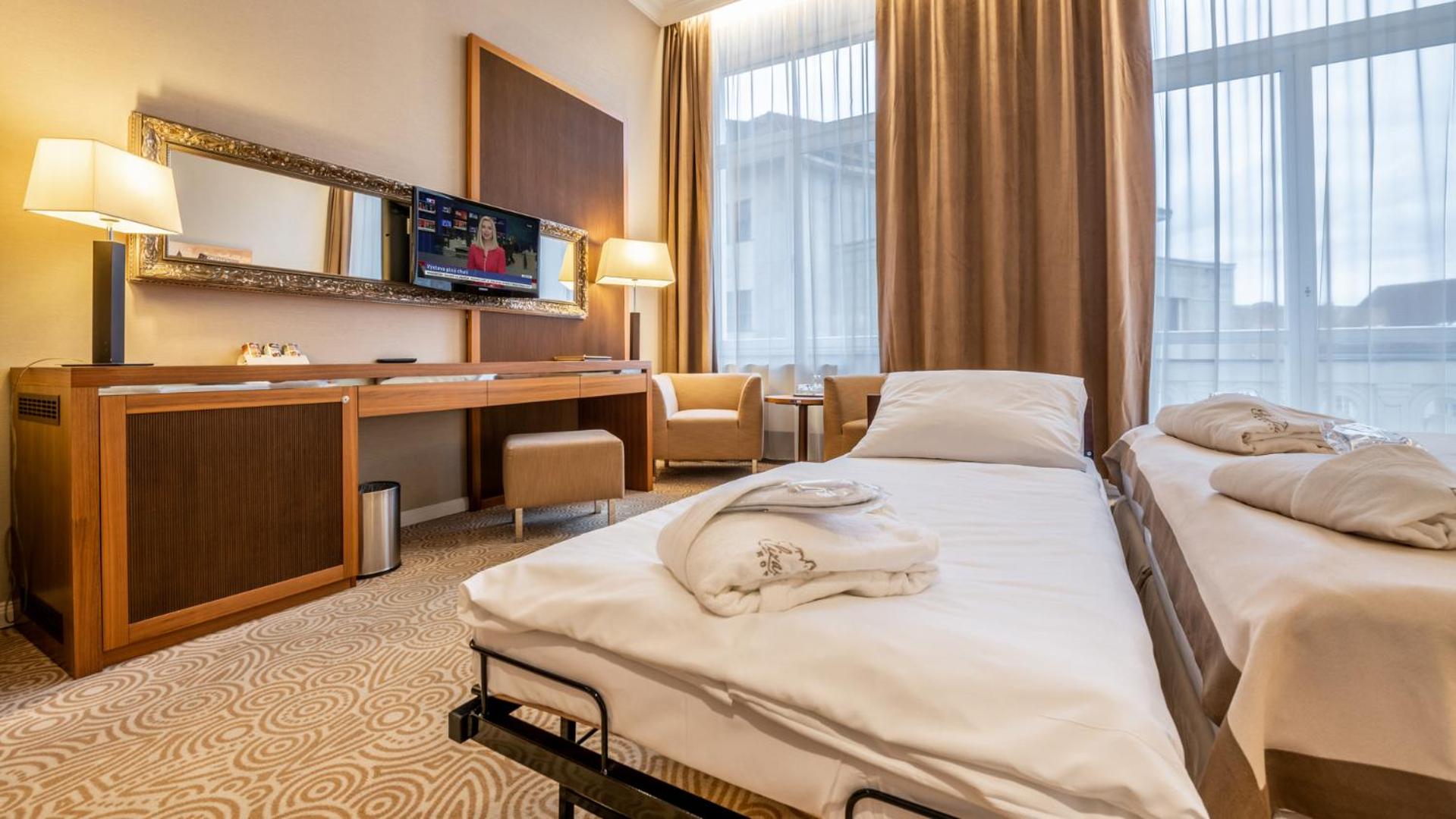 Superior Double Room with Extra Bed