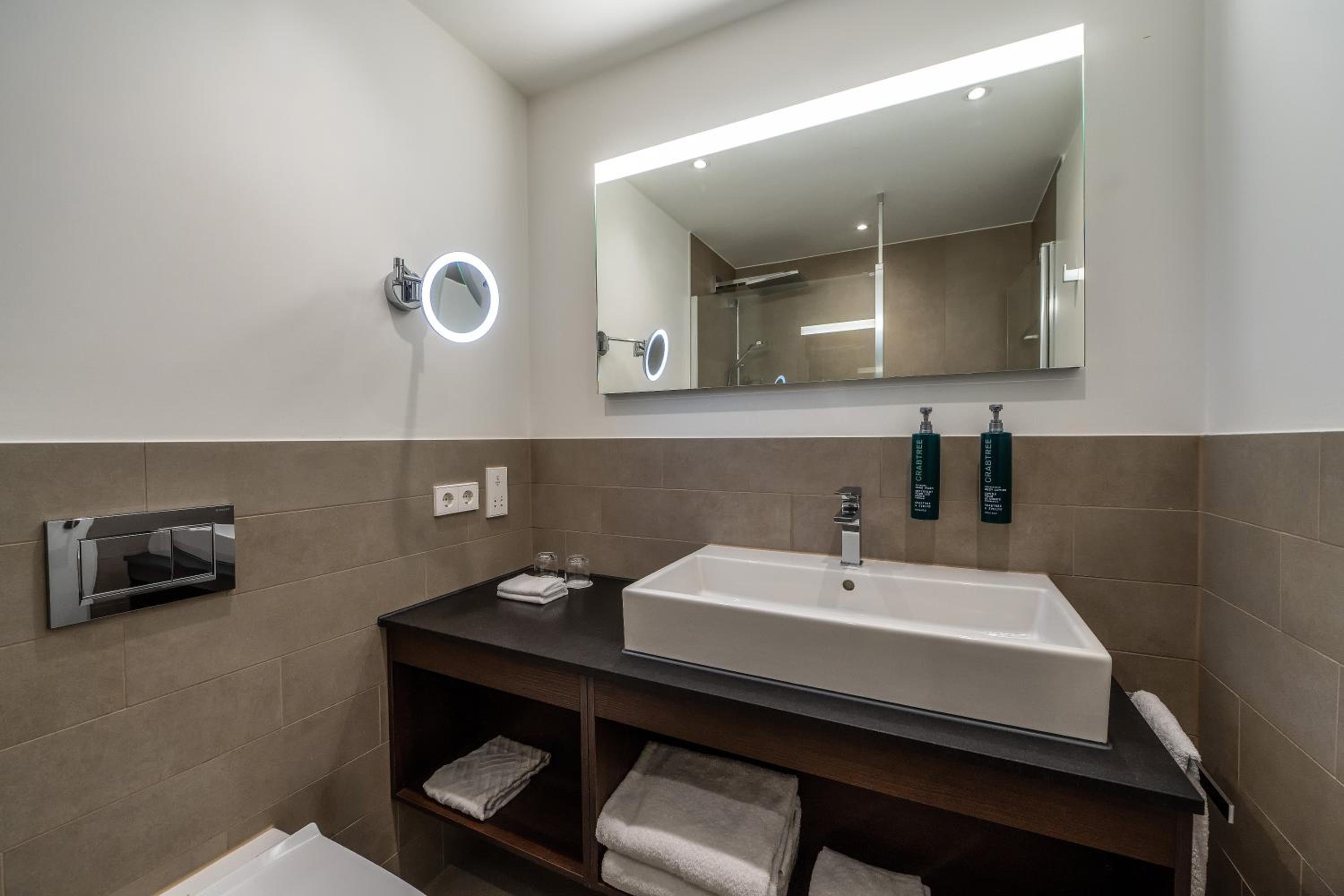 Twin Executive Room with City View - Rhine Wing - Photo 2