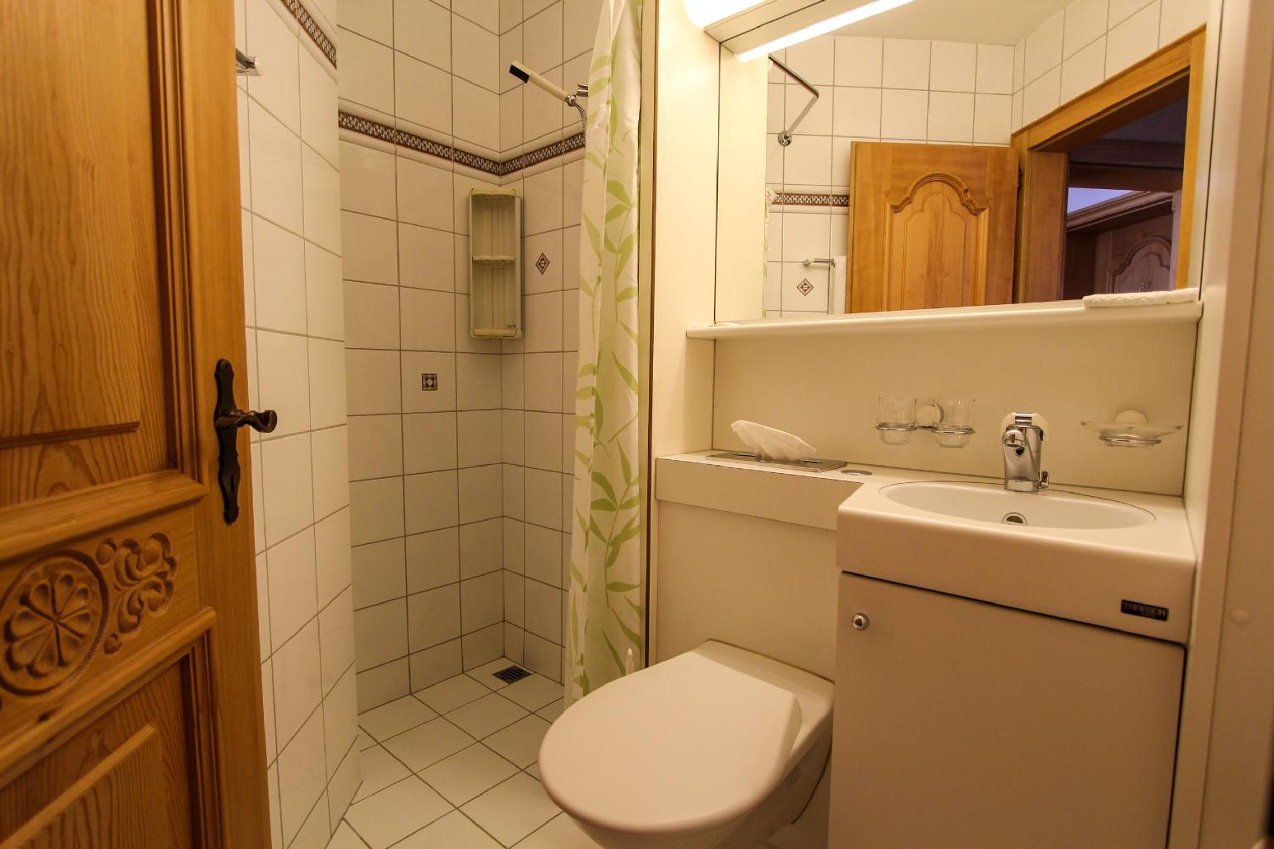 Single Room photo 2