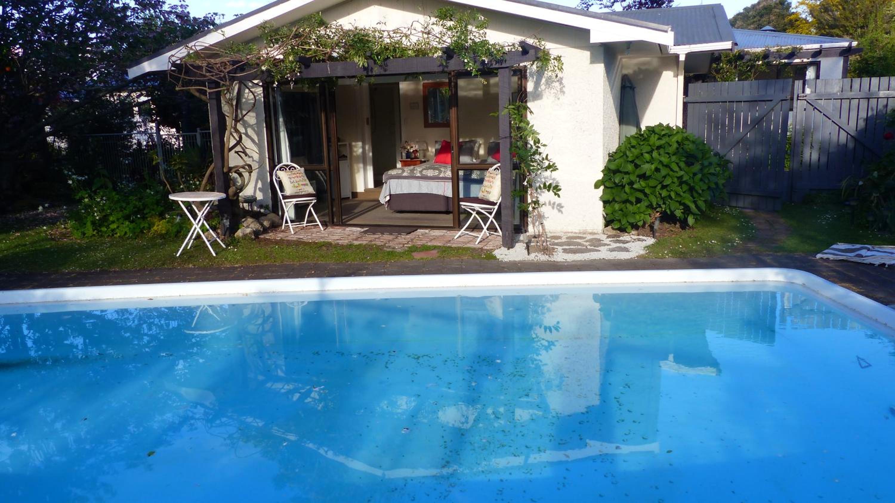 Double or Twin Room with Pool View photo 3