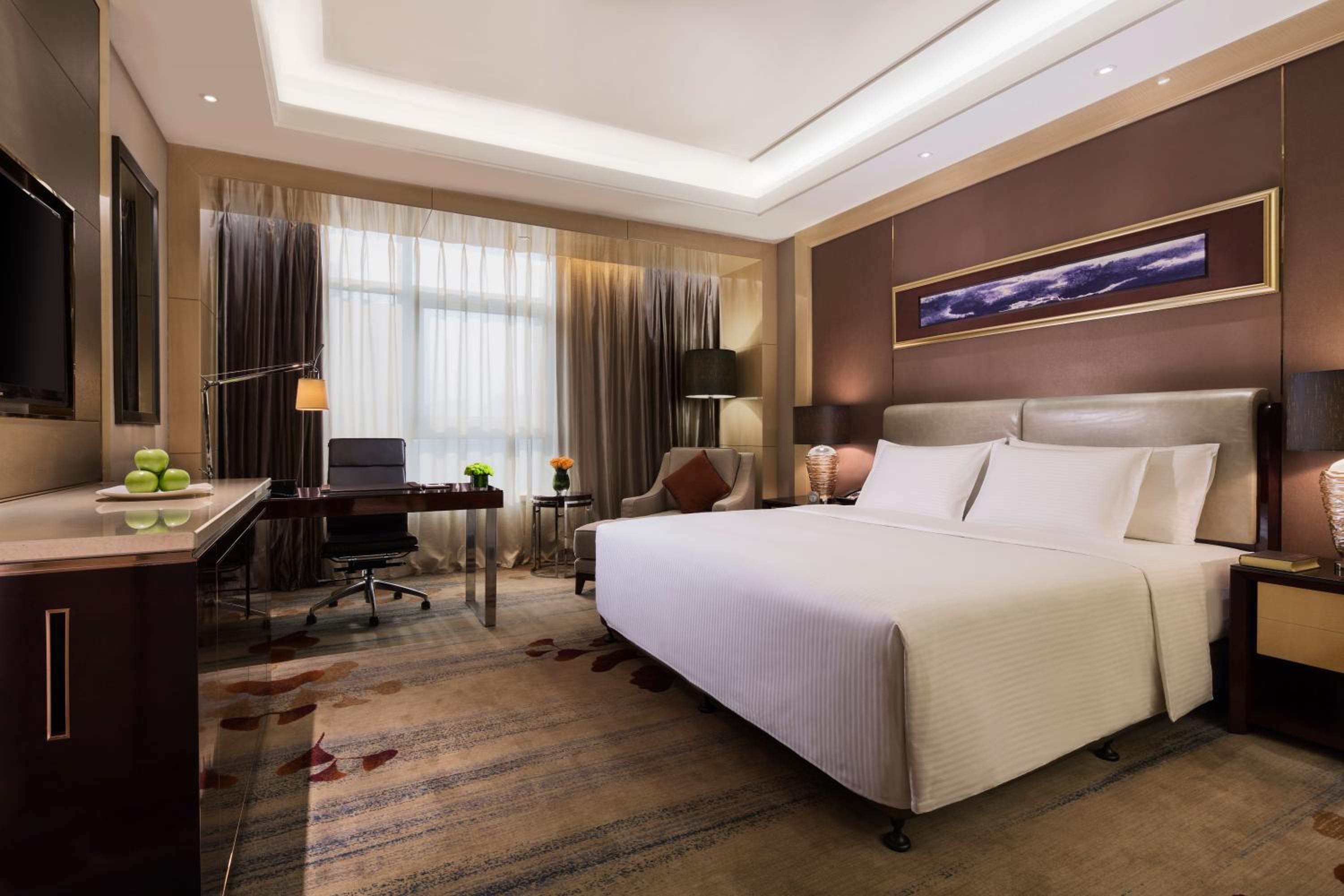 Deluxe Suite photo 3