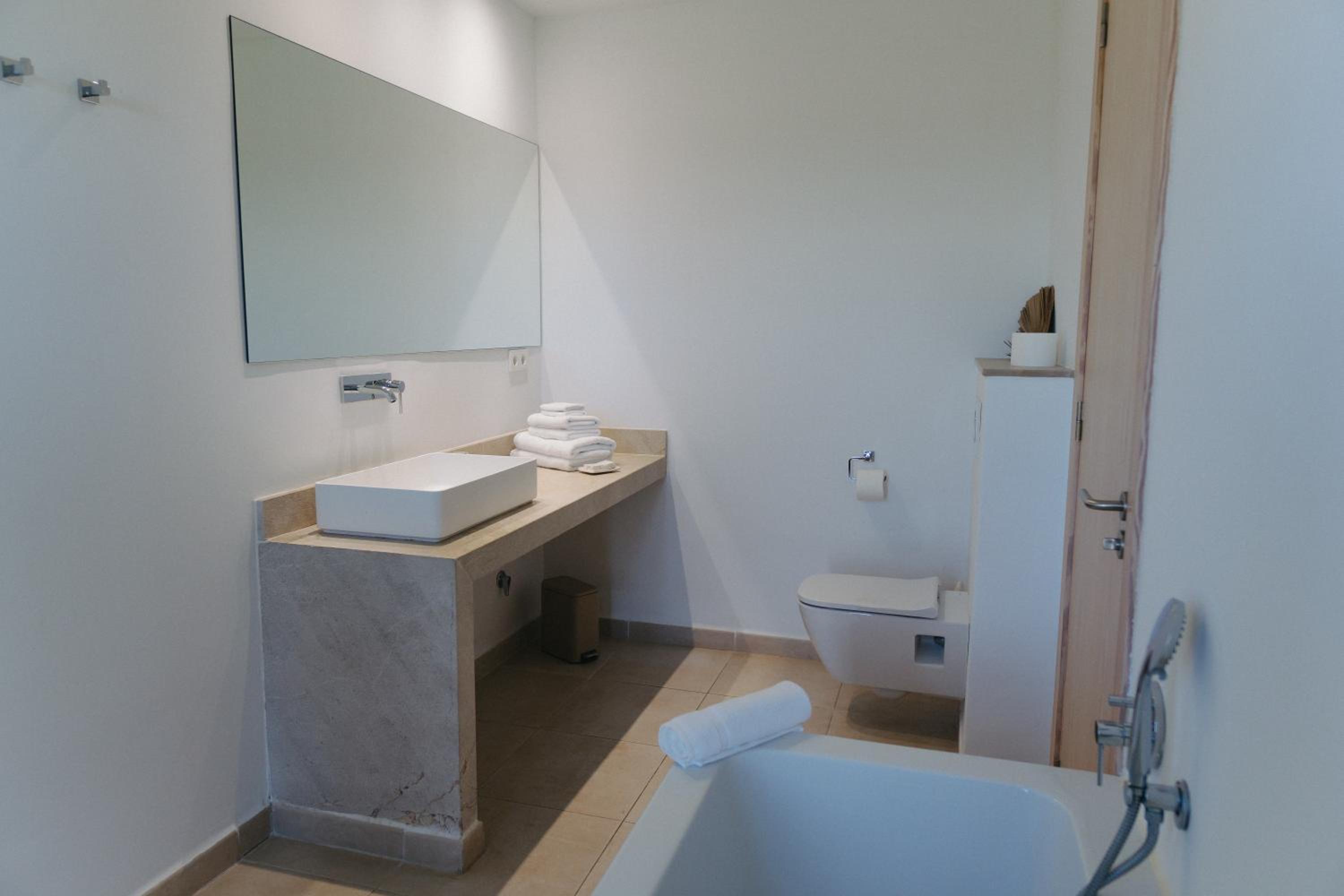 Deluxe Double Room with Bath