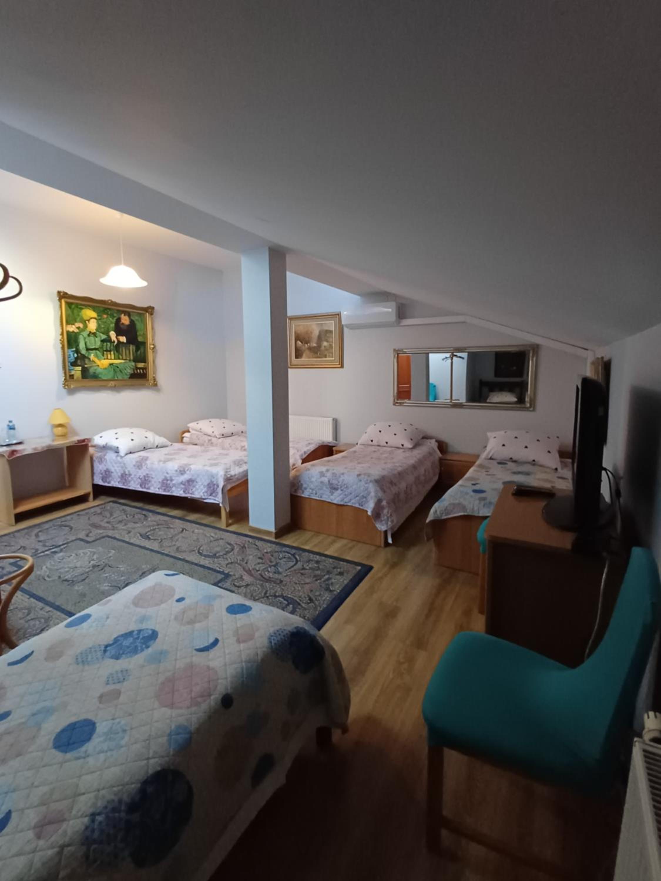 Mixed Dormitory Room photo 2