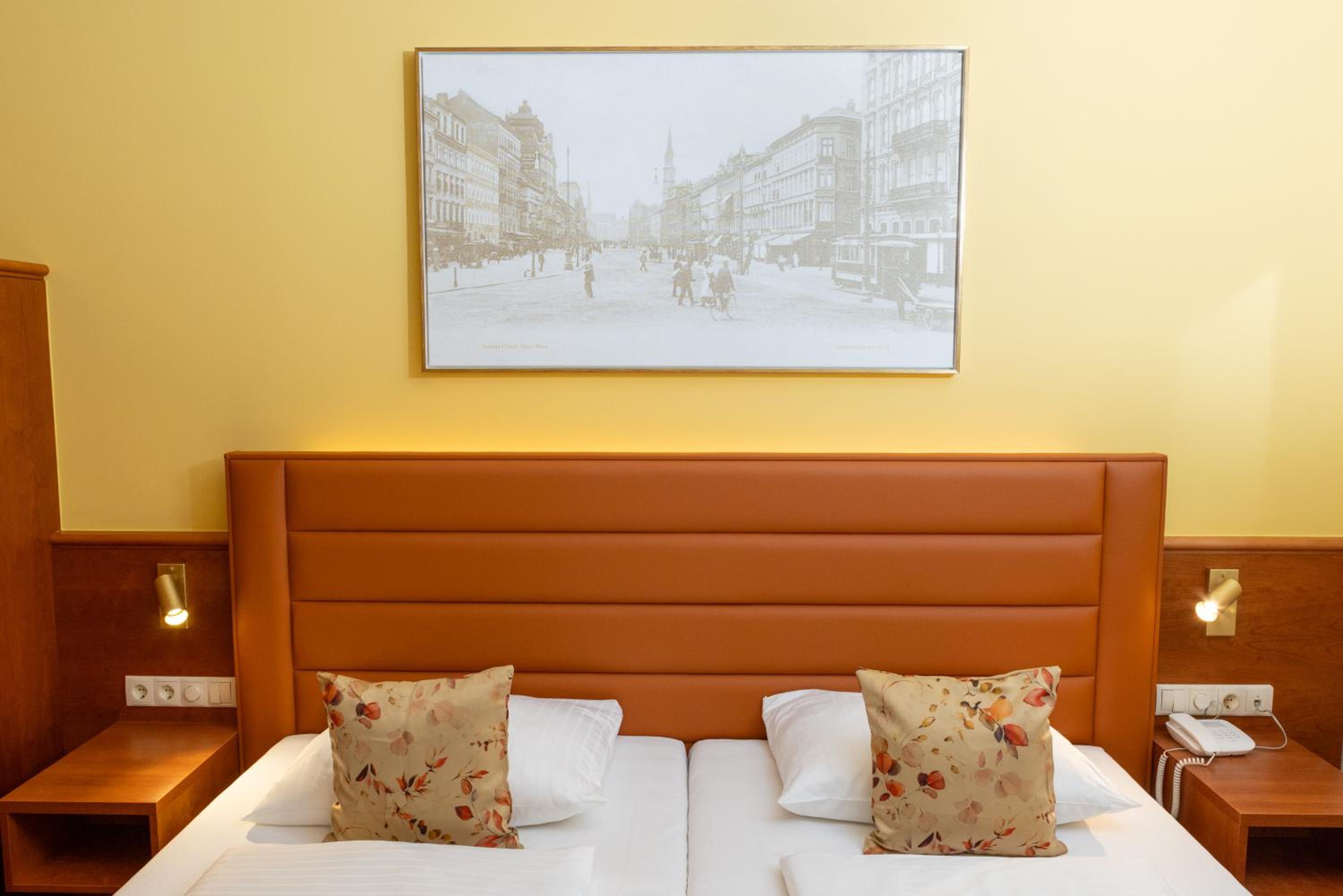 Double Room SMART street view photo 3