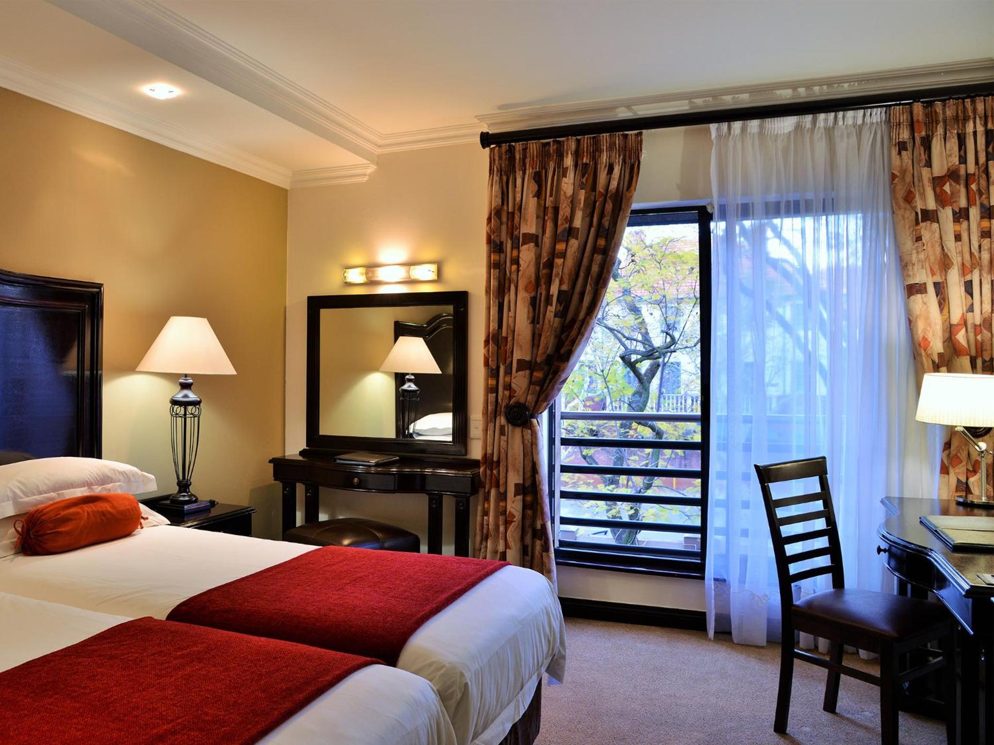 Standard Room with twin beds photo 1