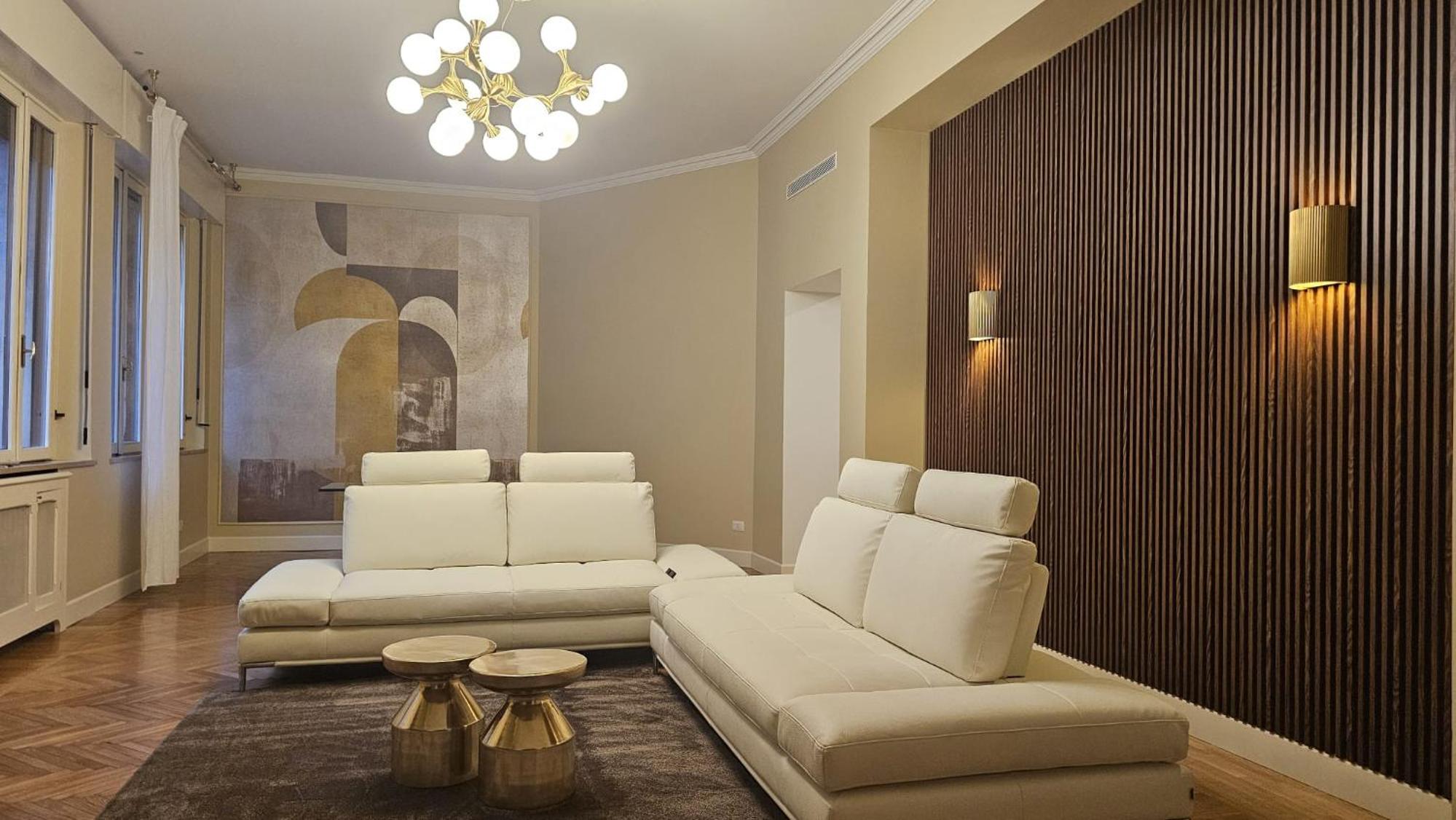 Four-Bedroom Luxury Apartment - Via Colonnetta 2