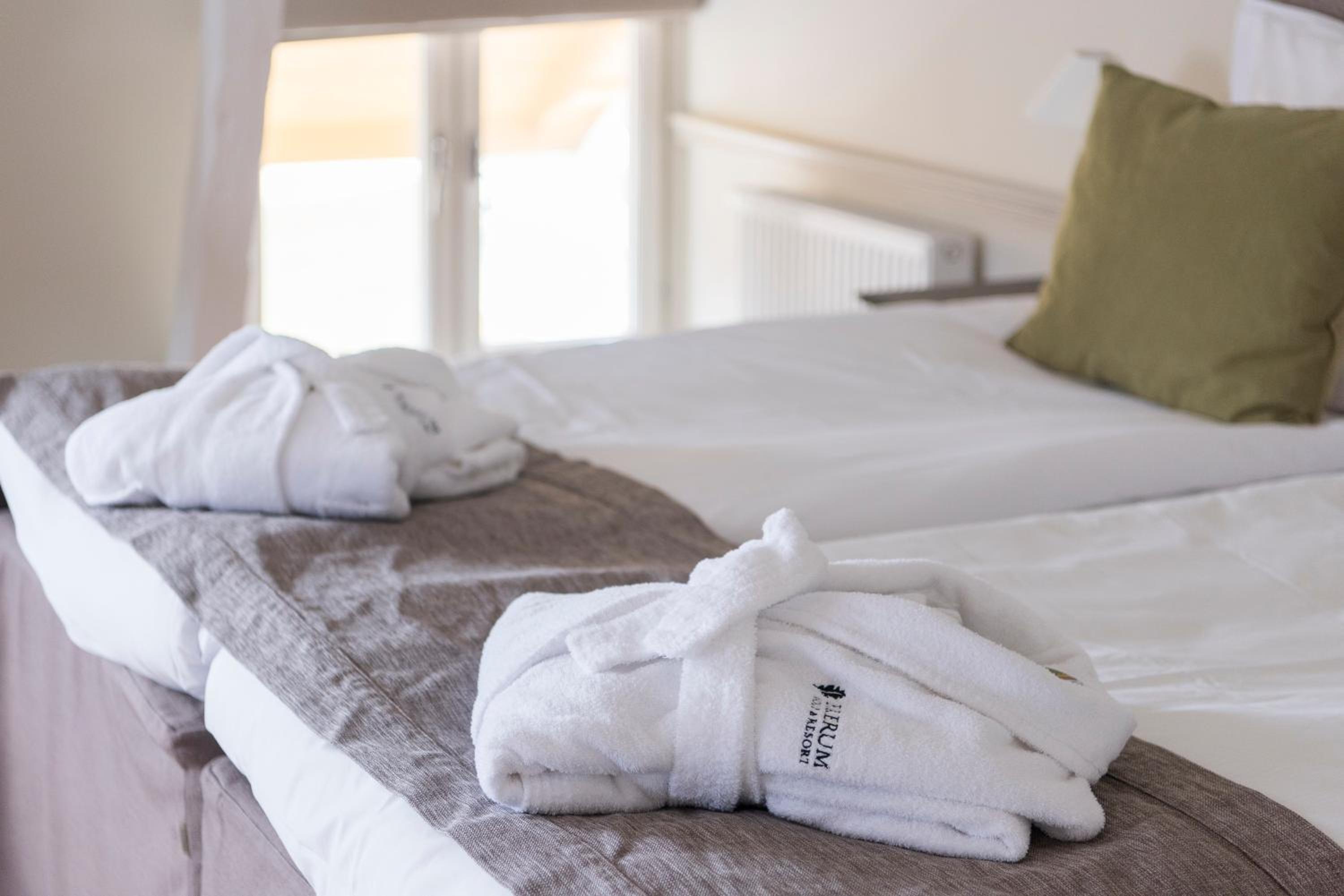 Two-Bedroom Suite with Ocean View photo 3
