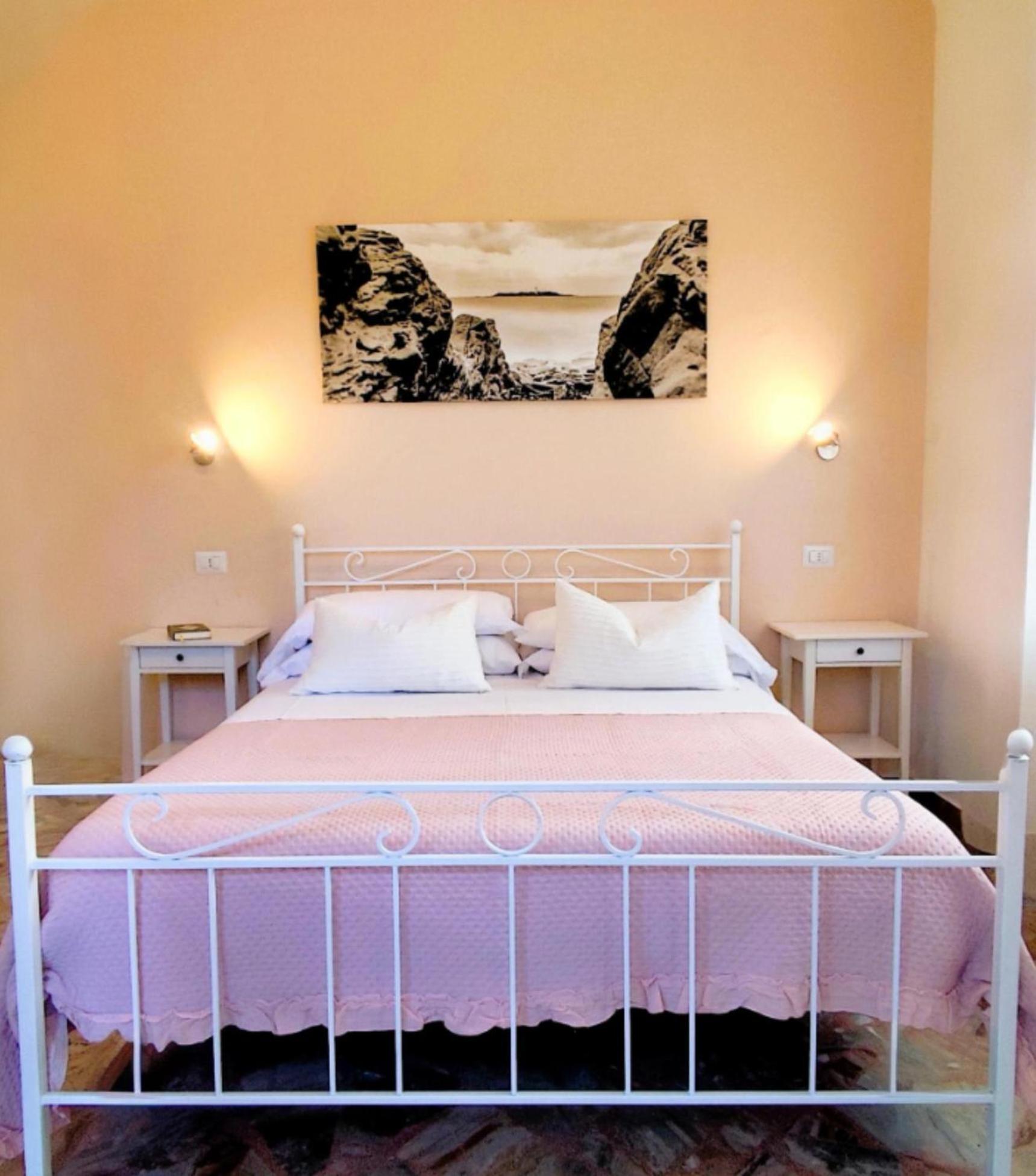 Double Room with Balcony photo 3