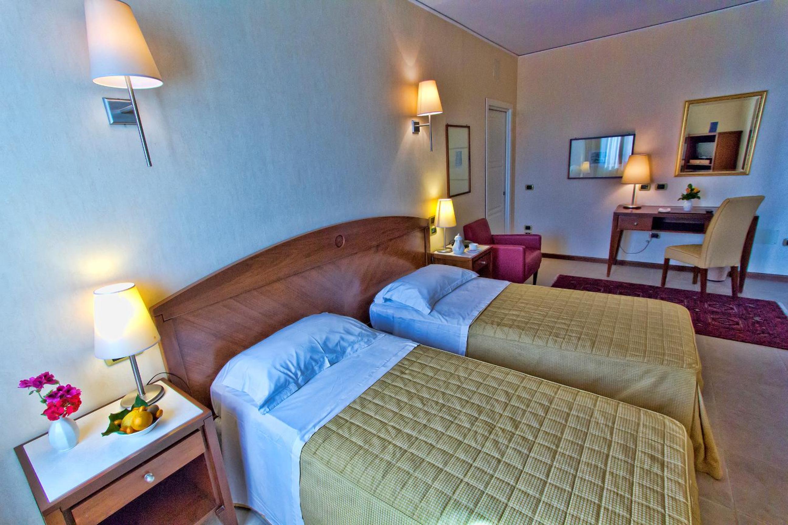 Basic Double Room