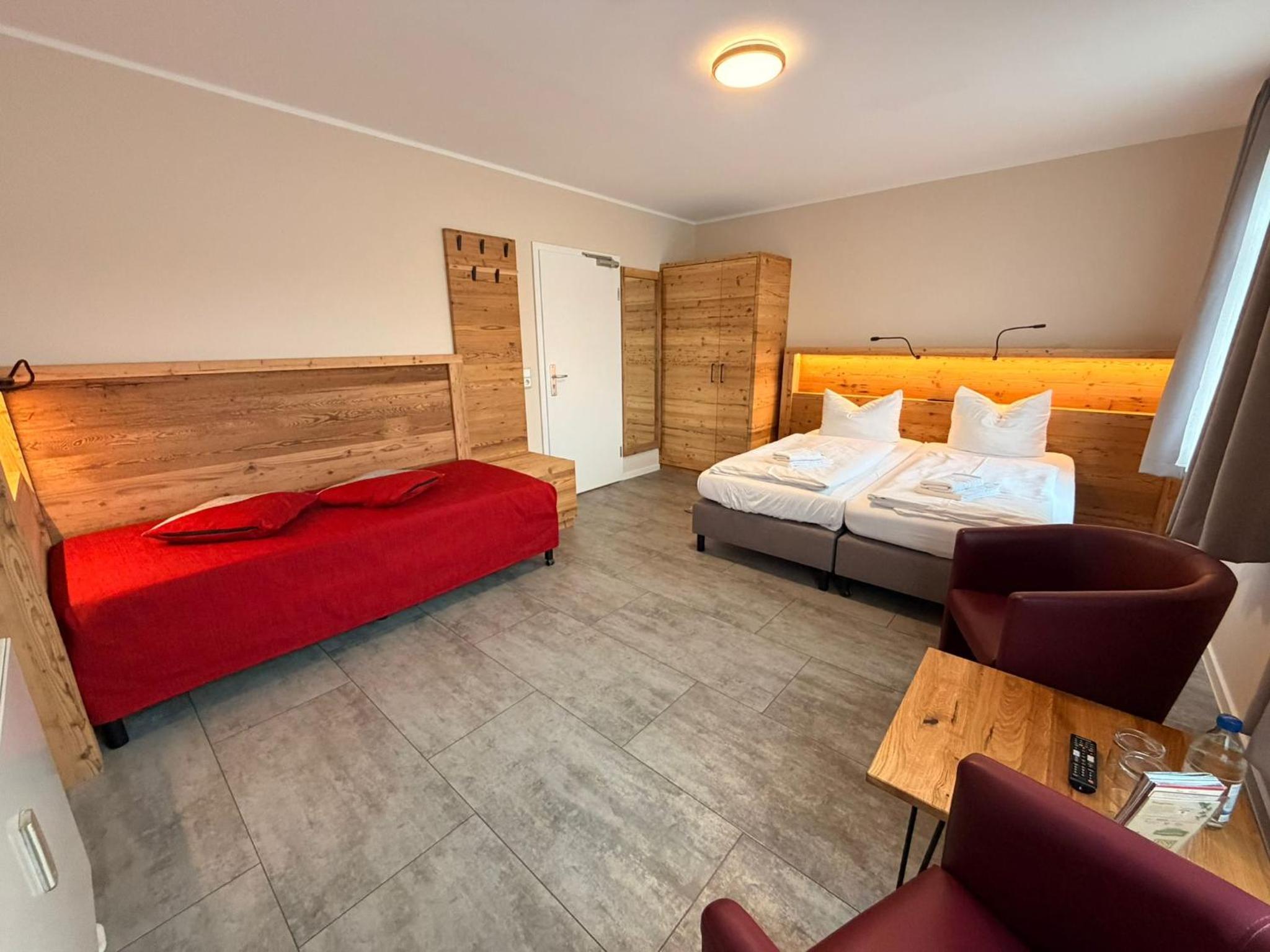Triple Room photo 2