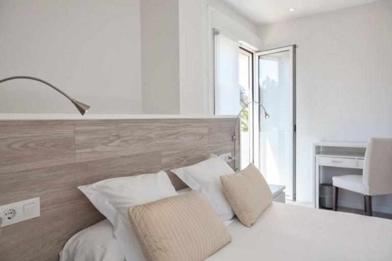 Standard Triple Room with Sea View photo 3