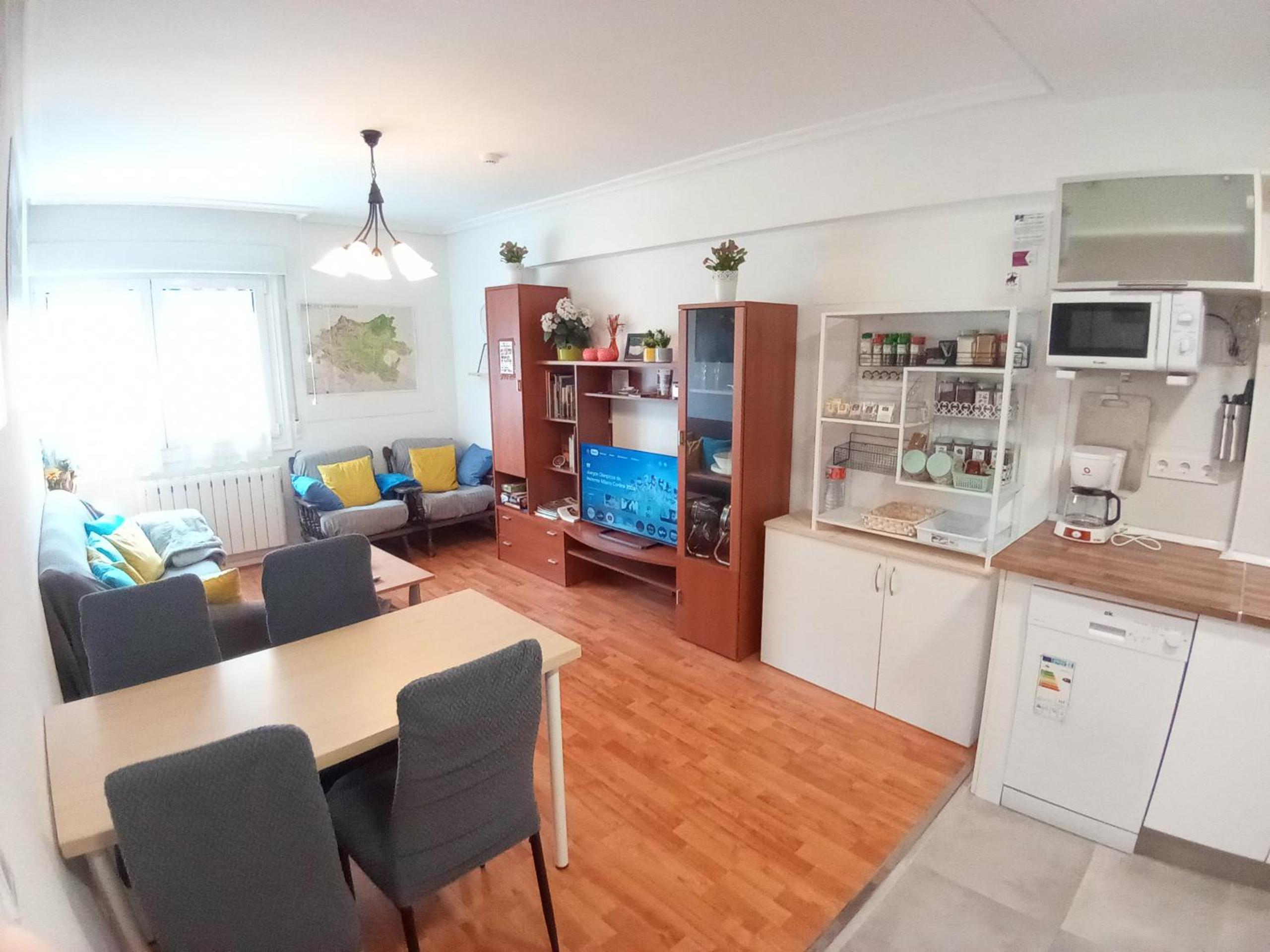 Classic One-Bedroom Apartment with King Bed