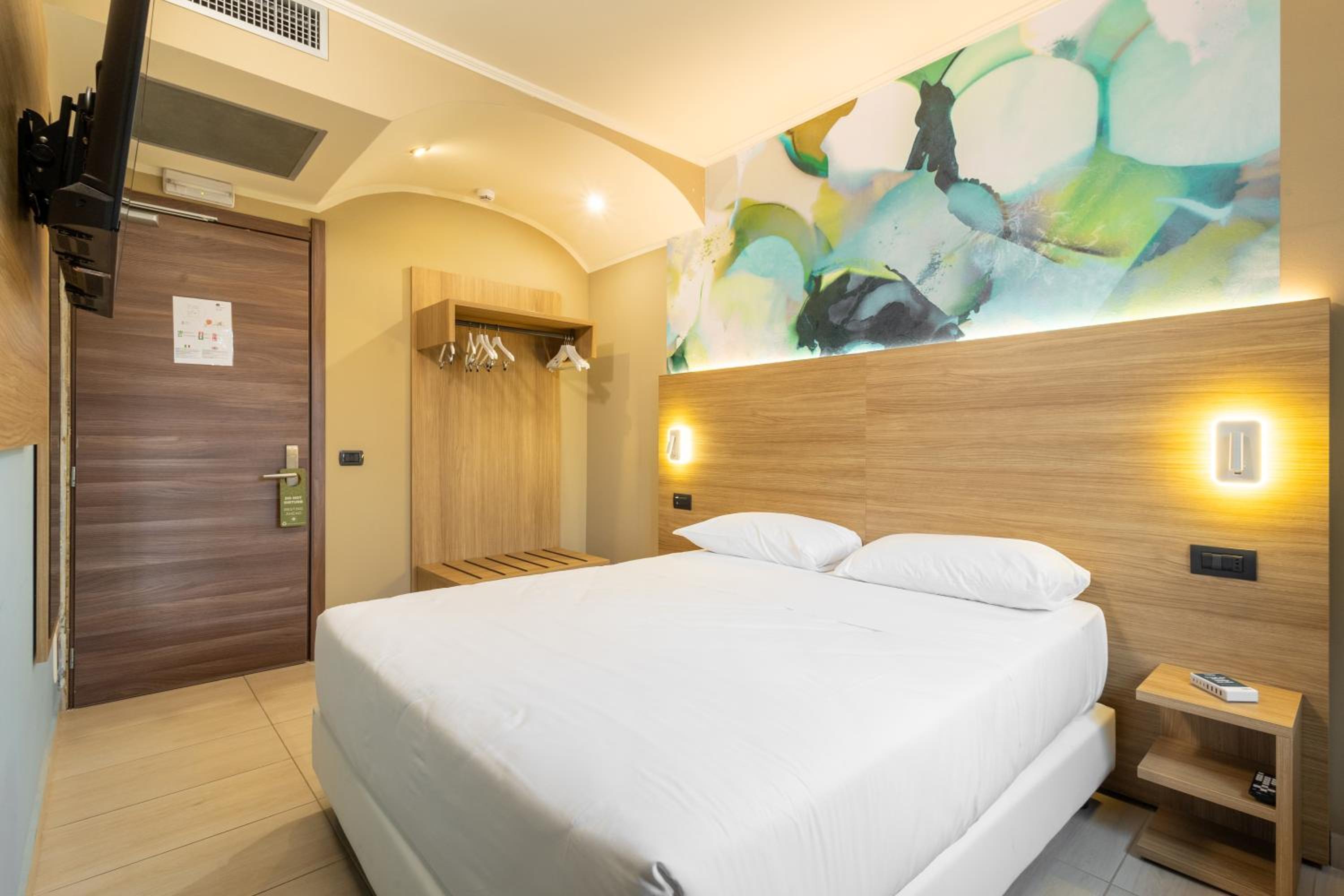 Standard Twin Room photo 2