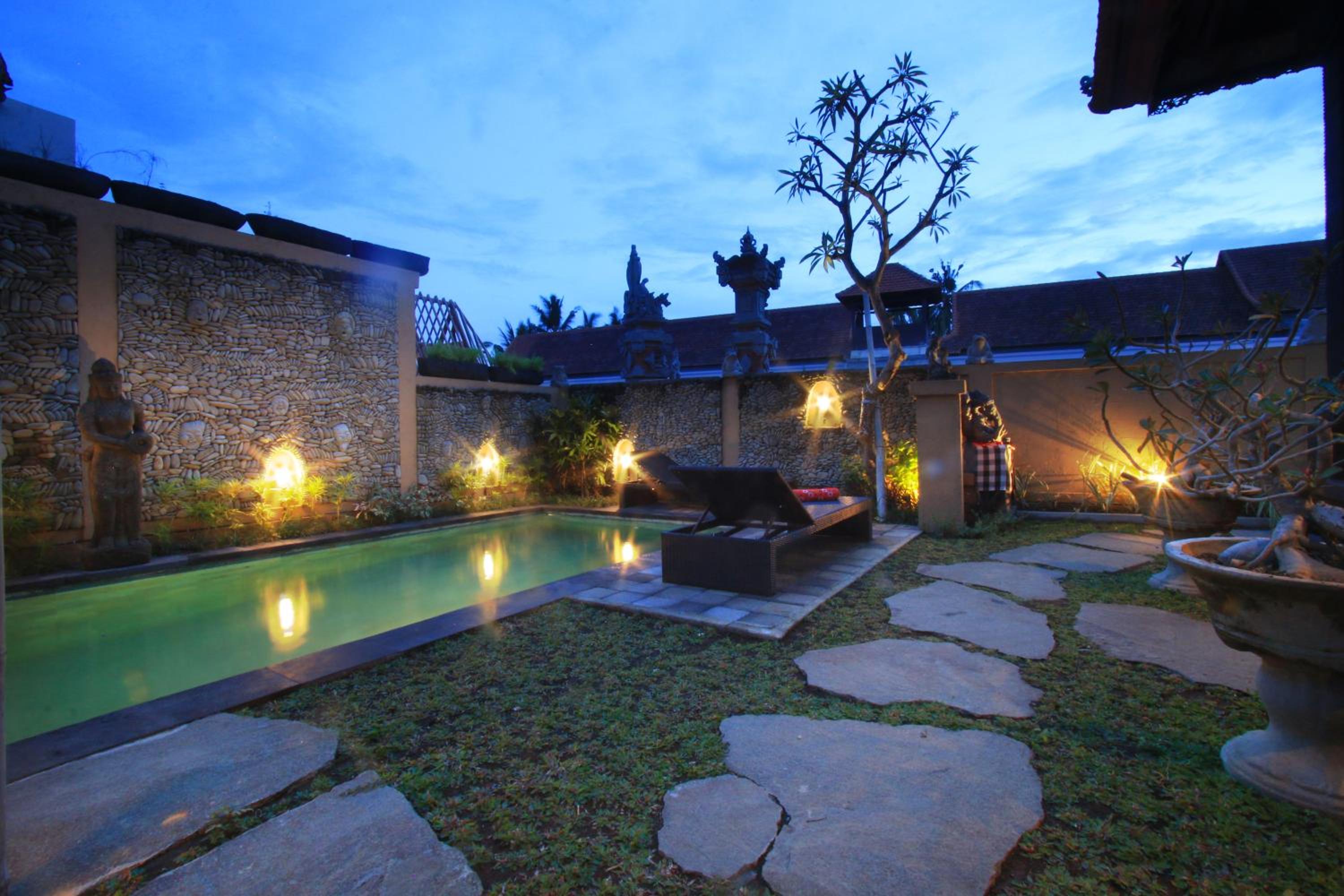 Double Room with Pool View - Photo 40