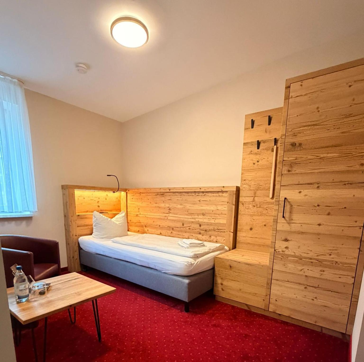 Single Room photo 1