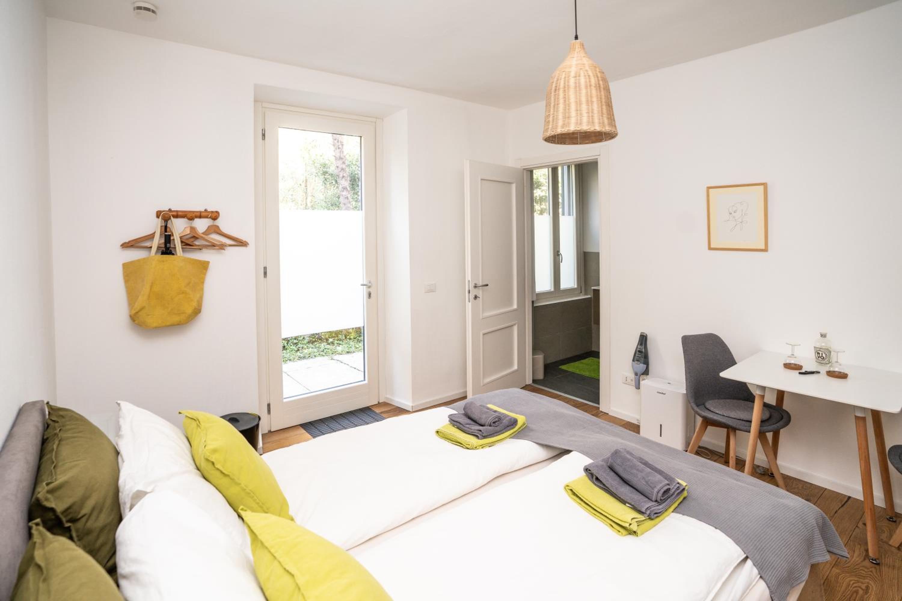 Double or Twin Room photo 3