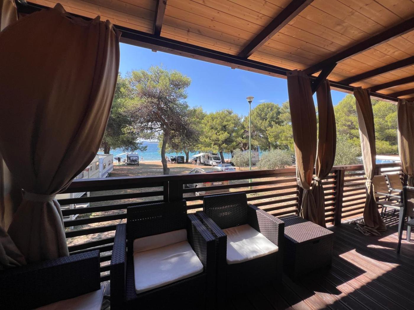 Deluxe Bungalow with Sea View photo 2