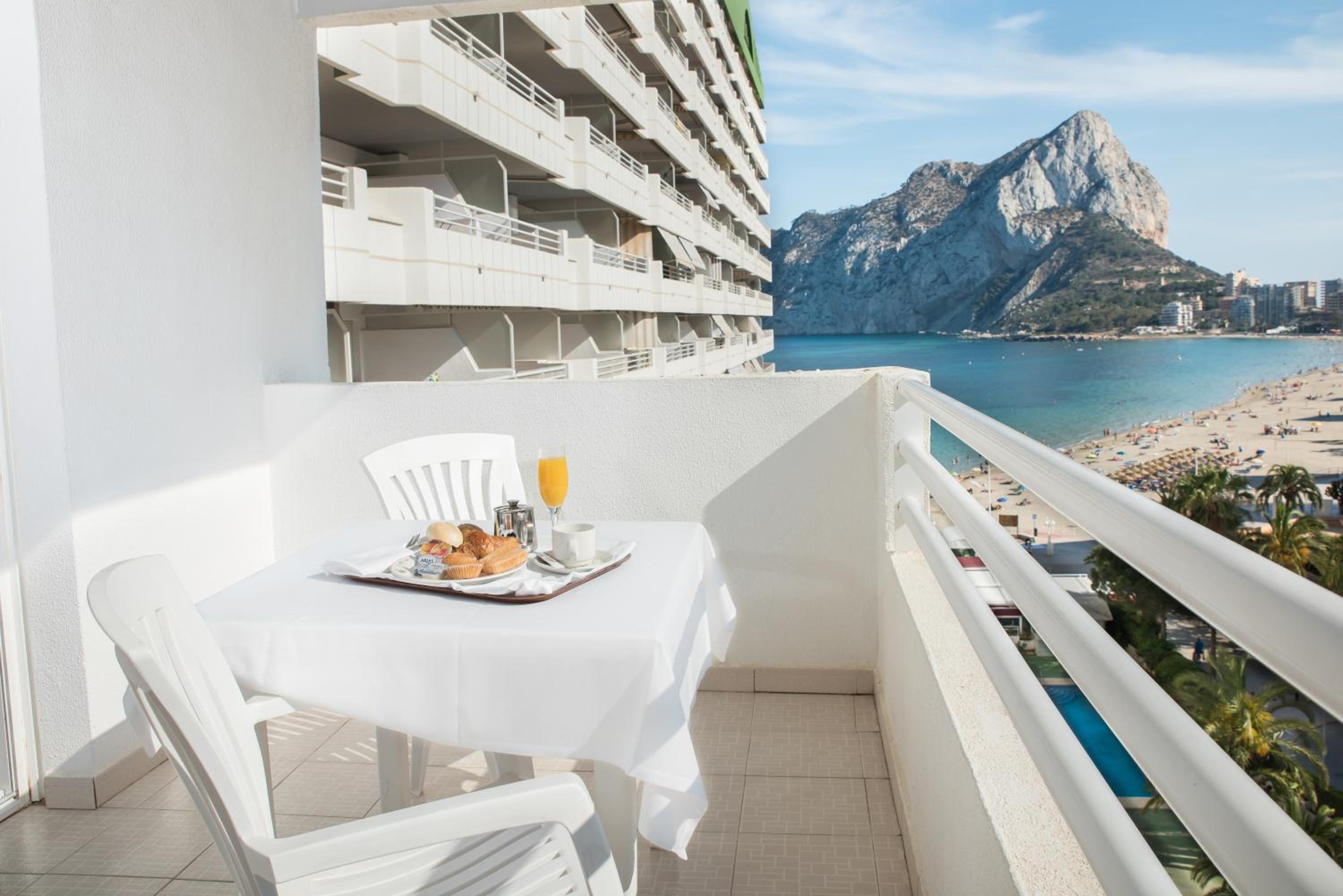 Triple Room with Sea View (3 Adults)