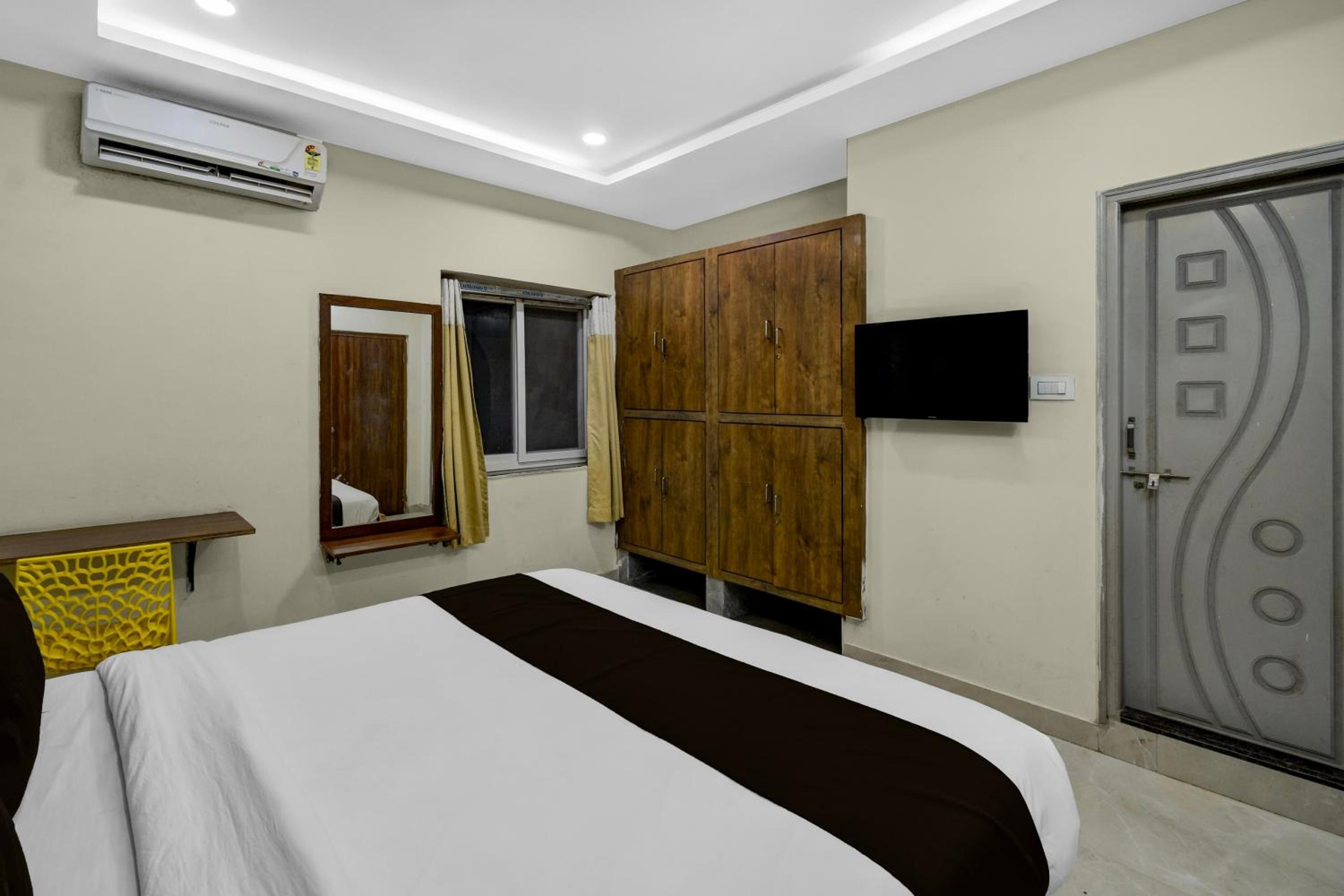 Classic Triple Room photo 2