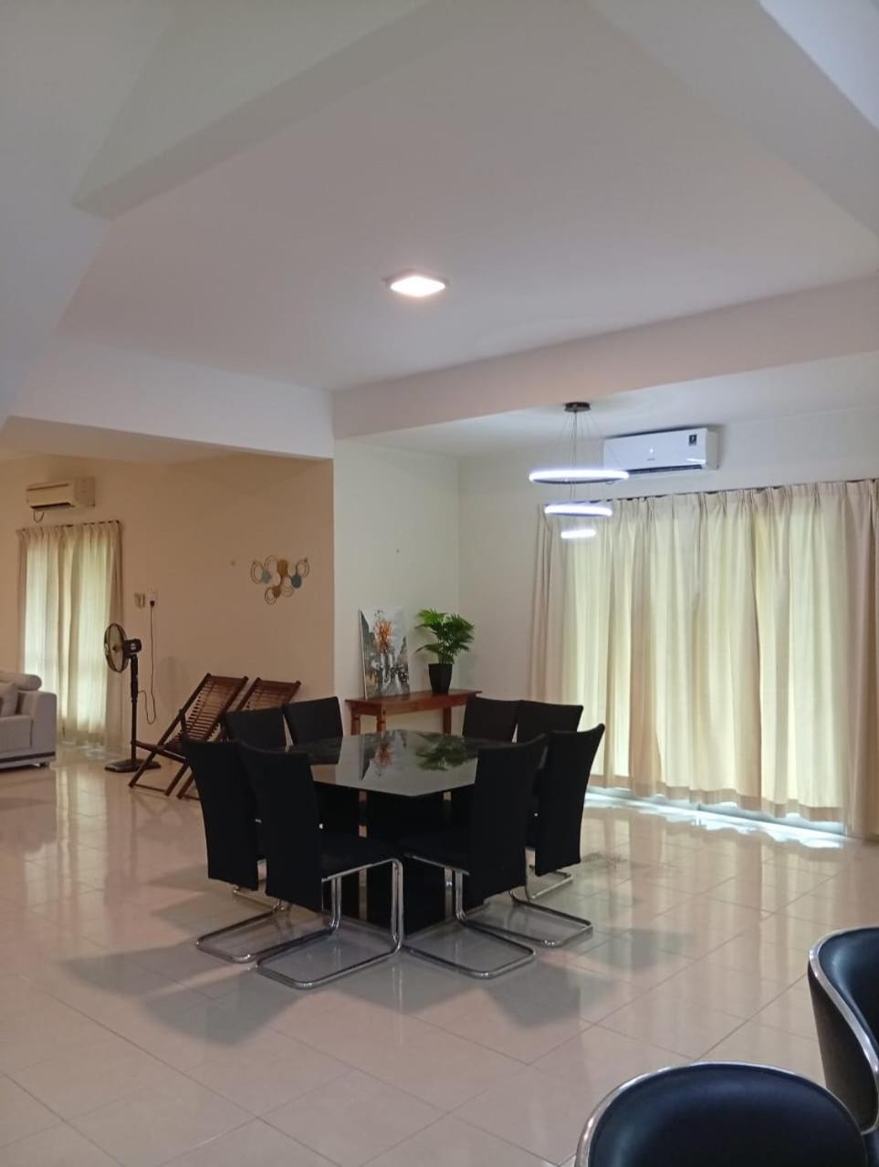 Villa with Sea View - Photo 6