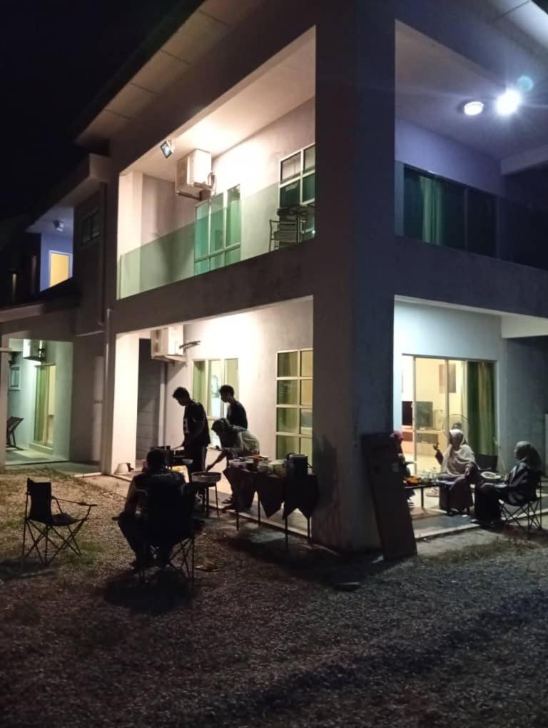 Villa with Sea View - Photo 18