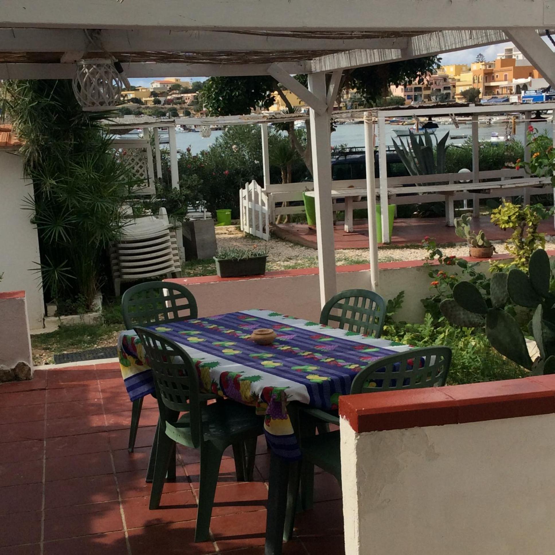 Two-Bedroom Apartment with Sea View photo 2