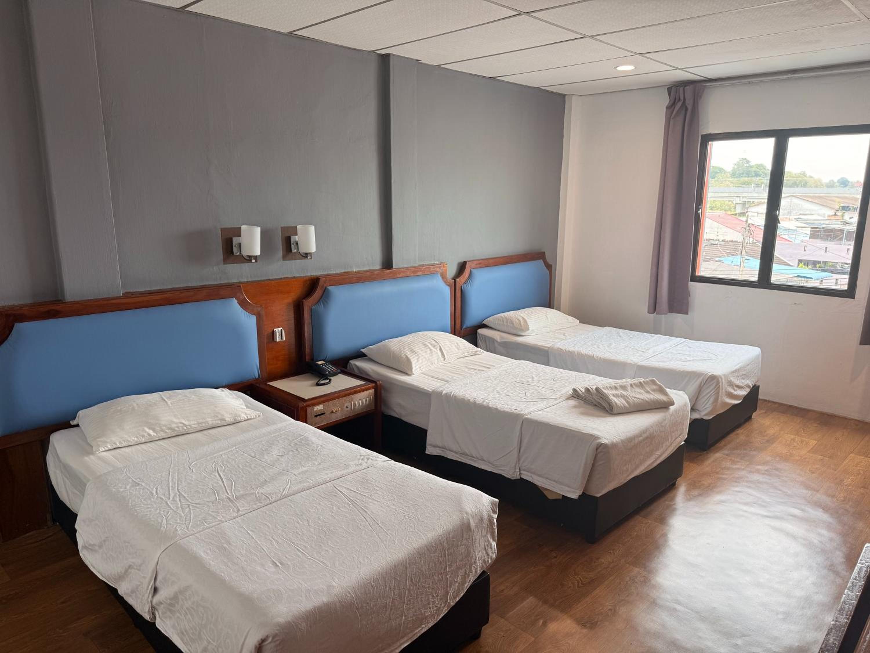 Triple Room - Photo 6