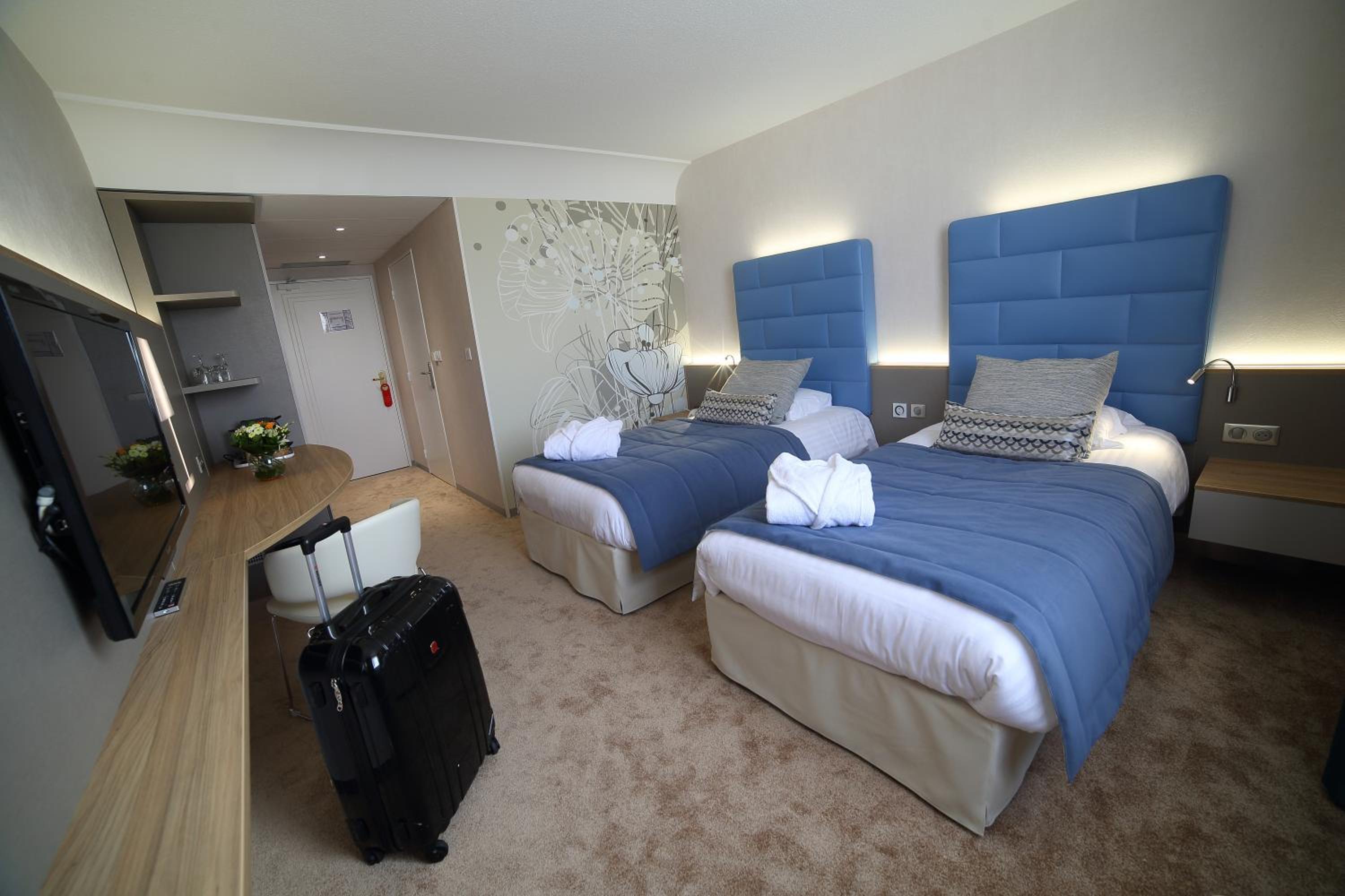 Superior Twin Room - Photo 5