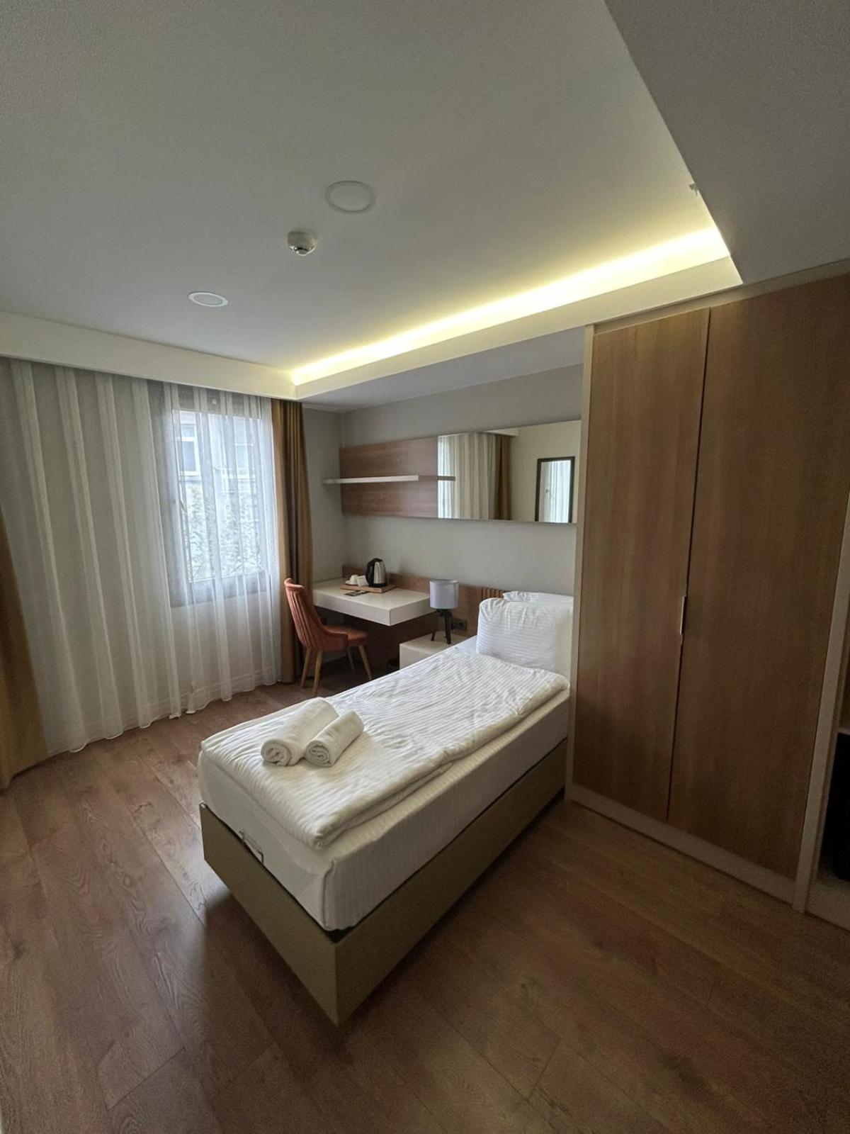 Single Room photo 3