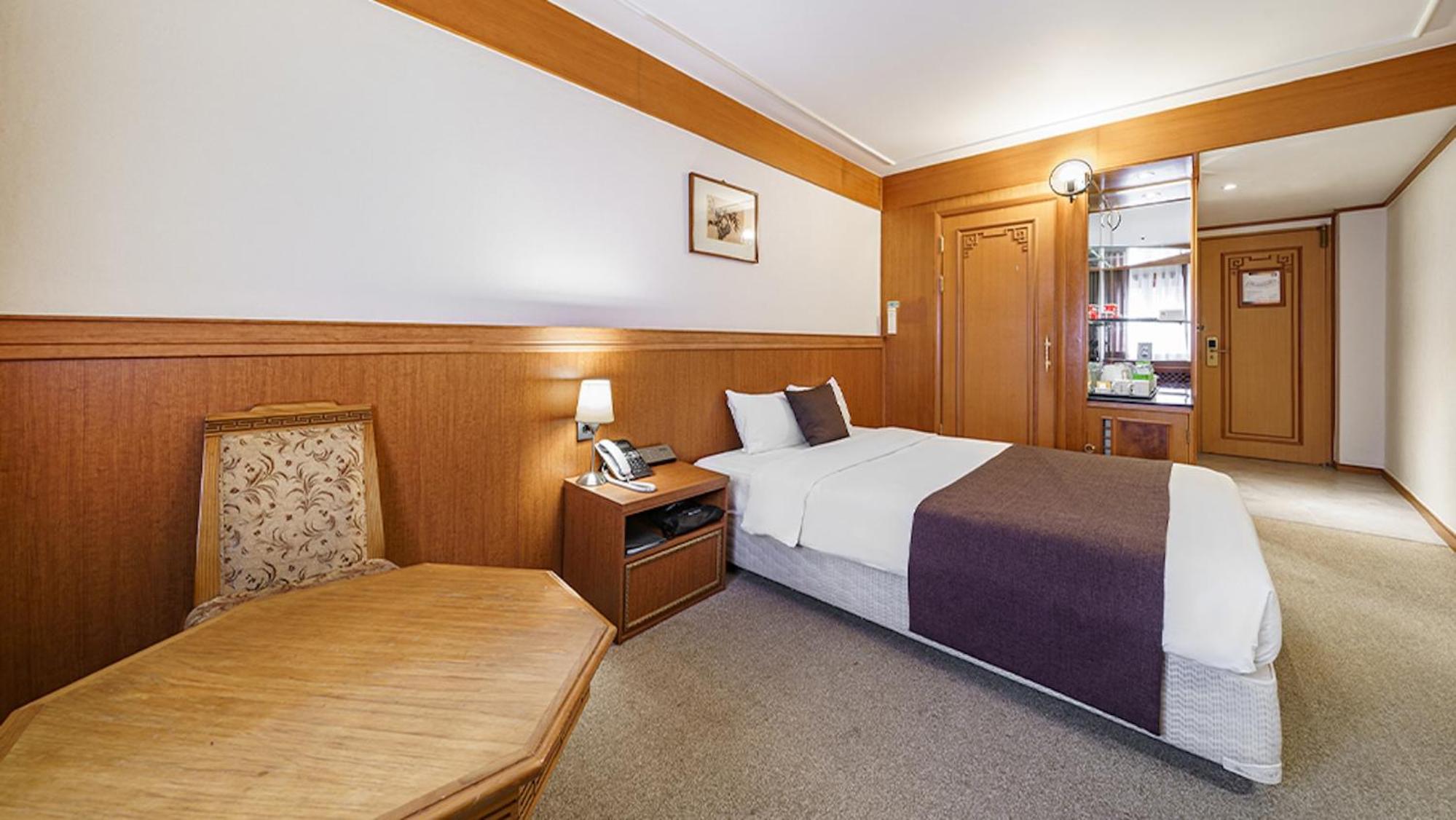 Standard Double Room - Photo 1