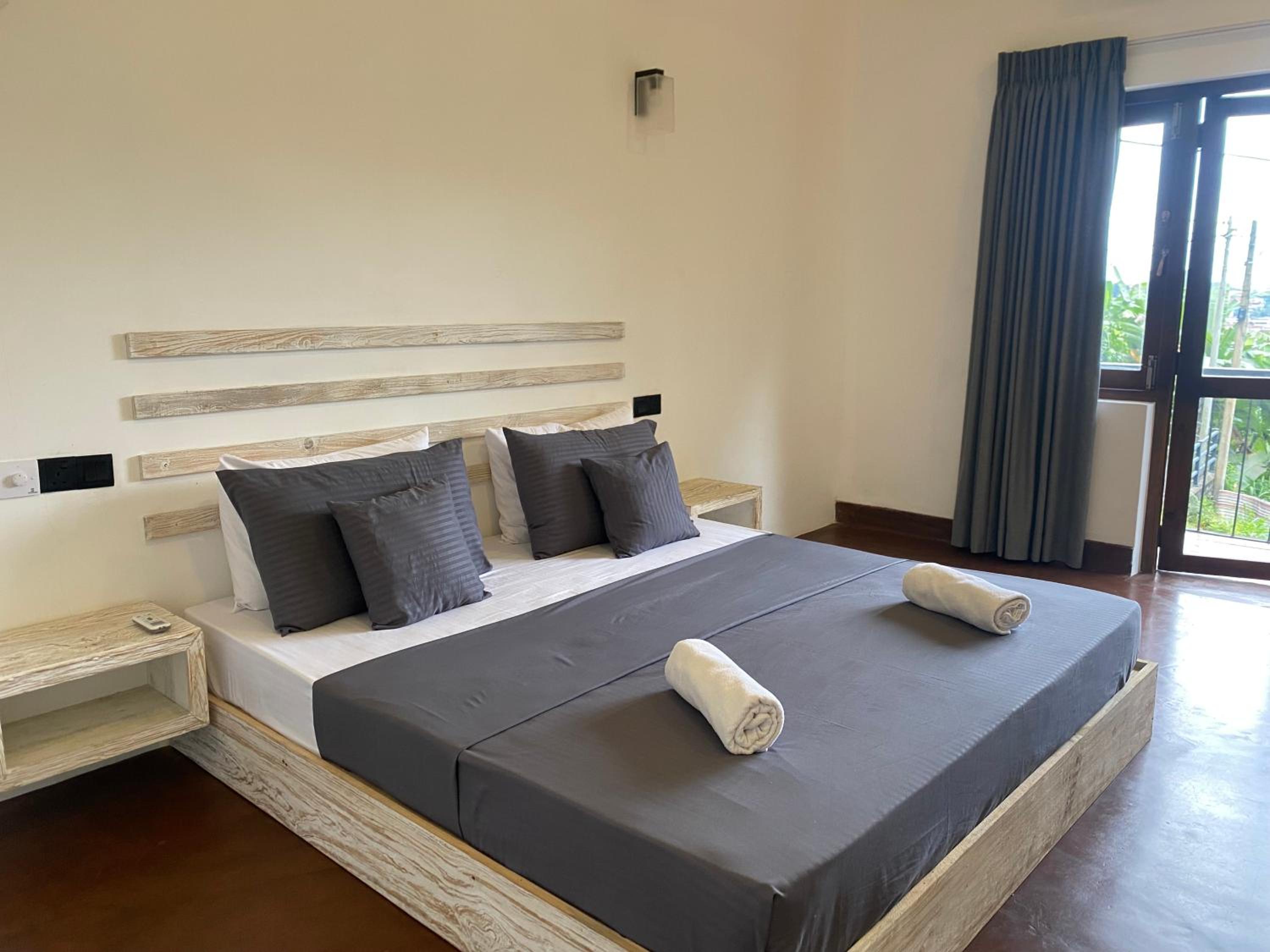 Double Room with Lake View photo 3